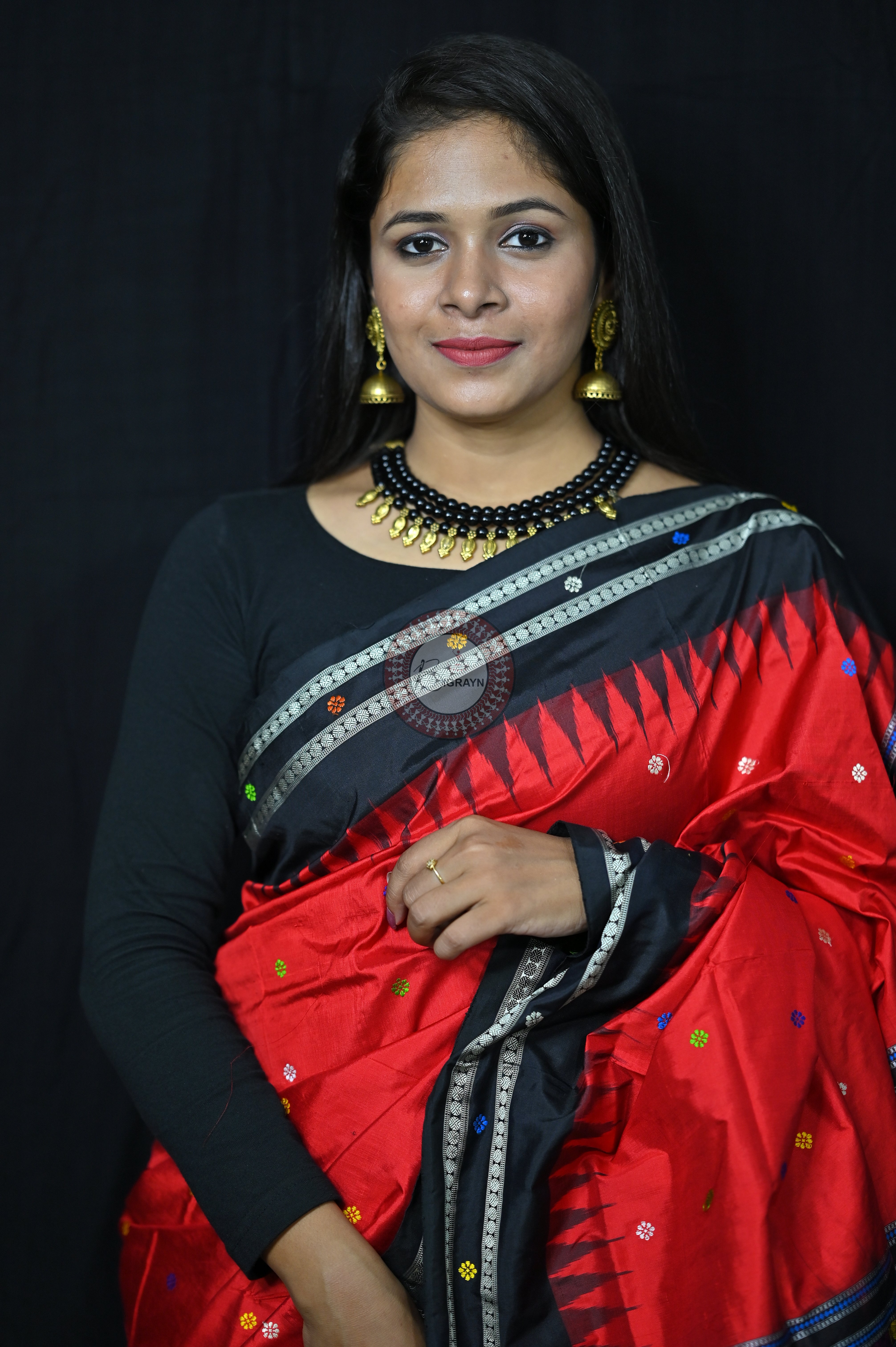 Red Black Dolabedi Silk Saree