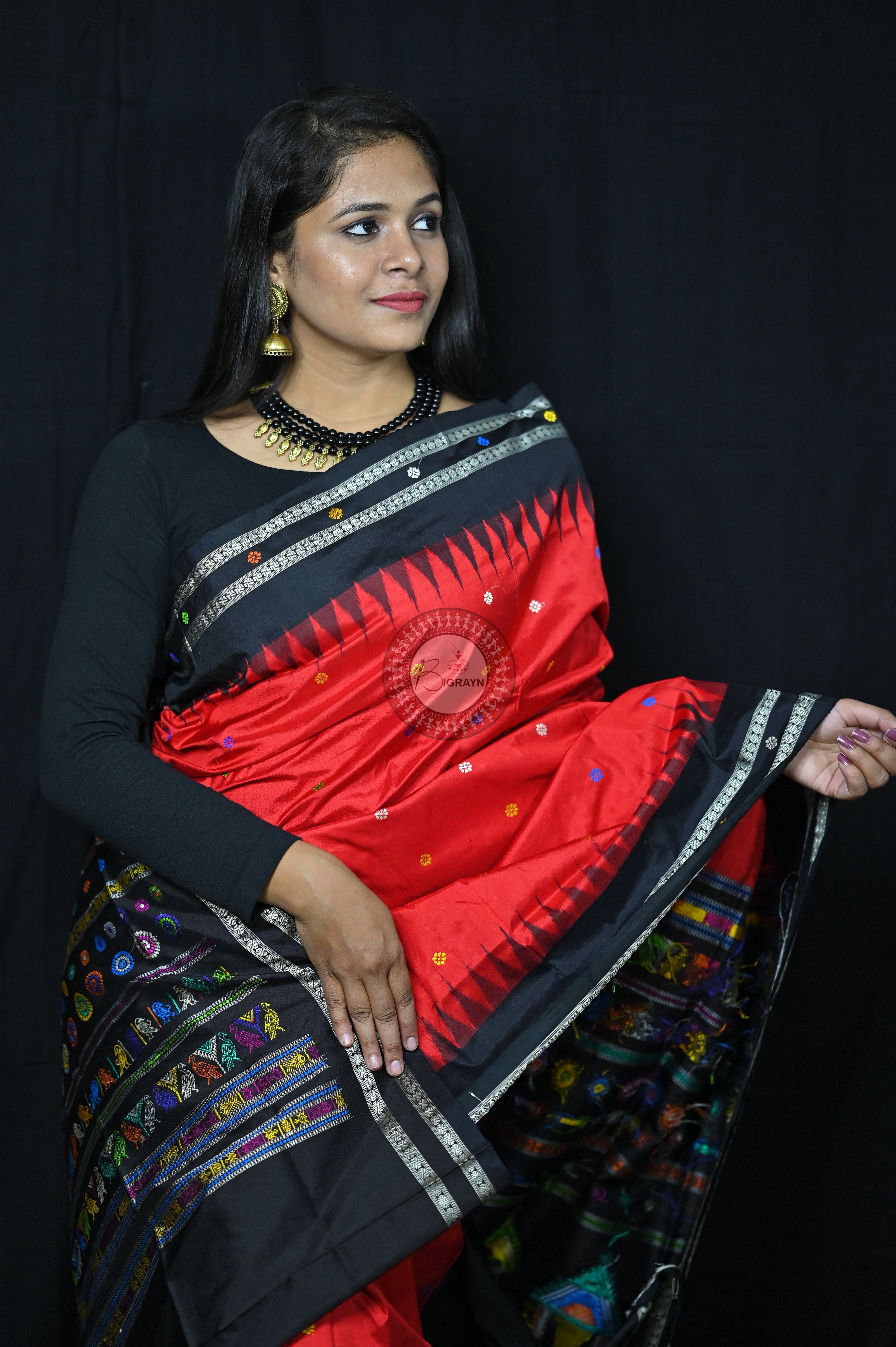 Red Black Dolabedi Silk Saree