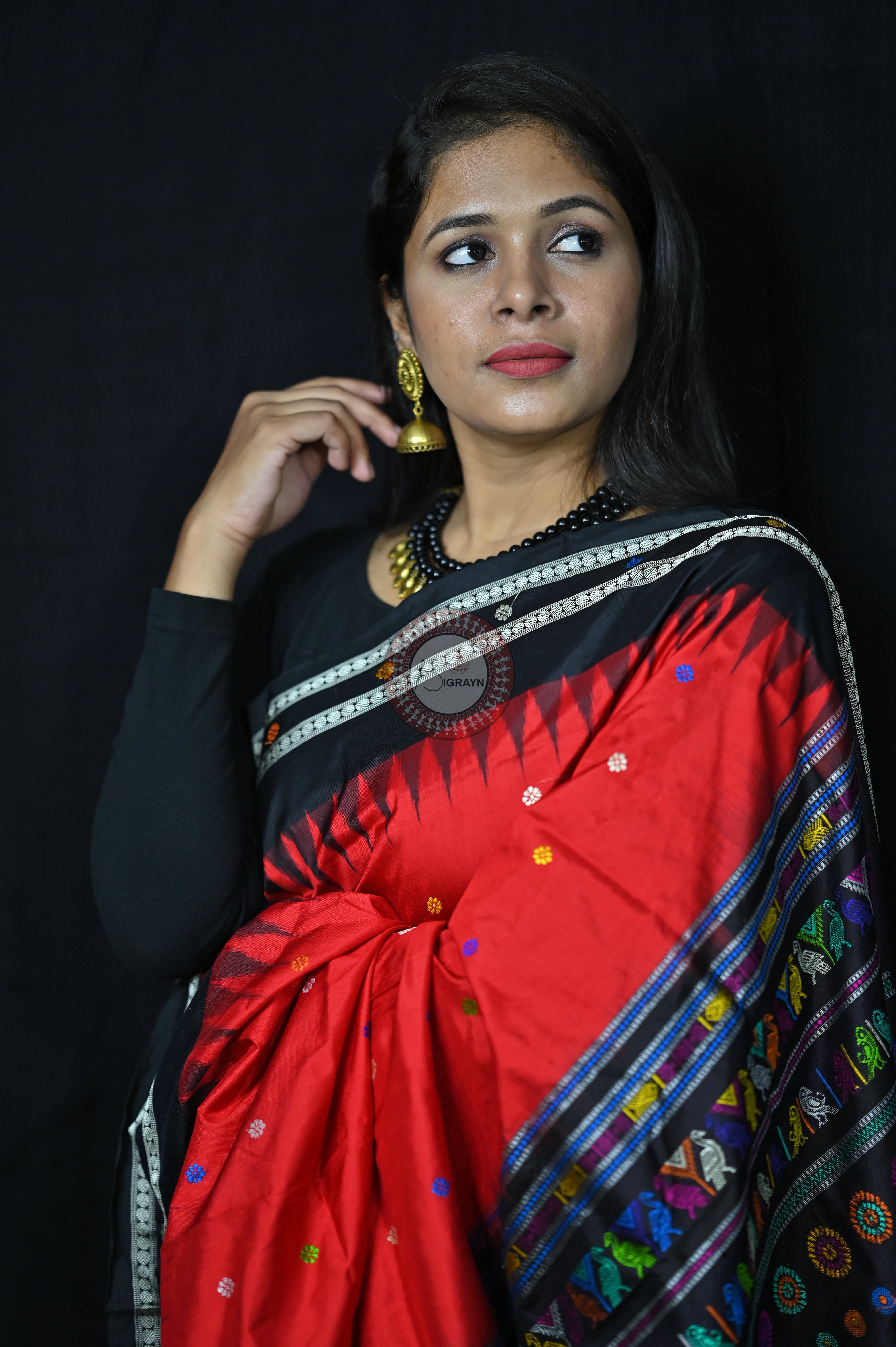 Red Black Dolabedi Silk Saree