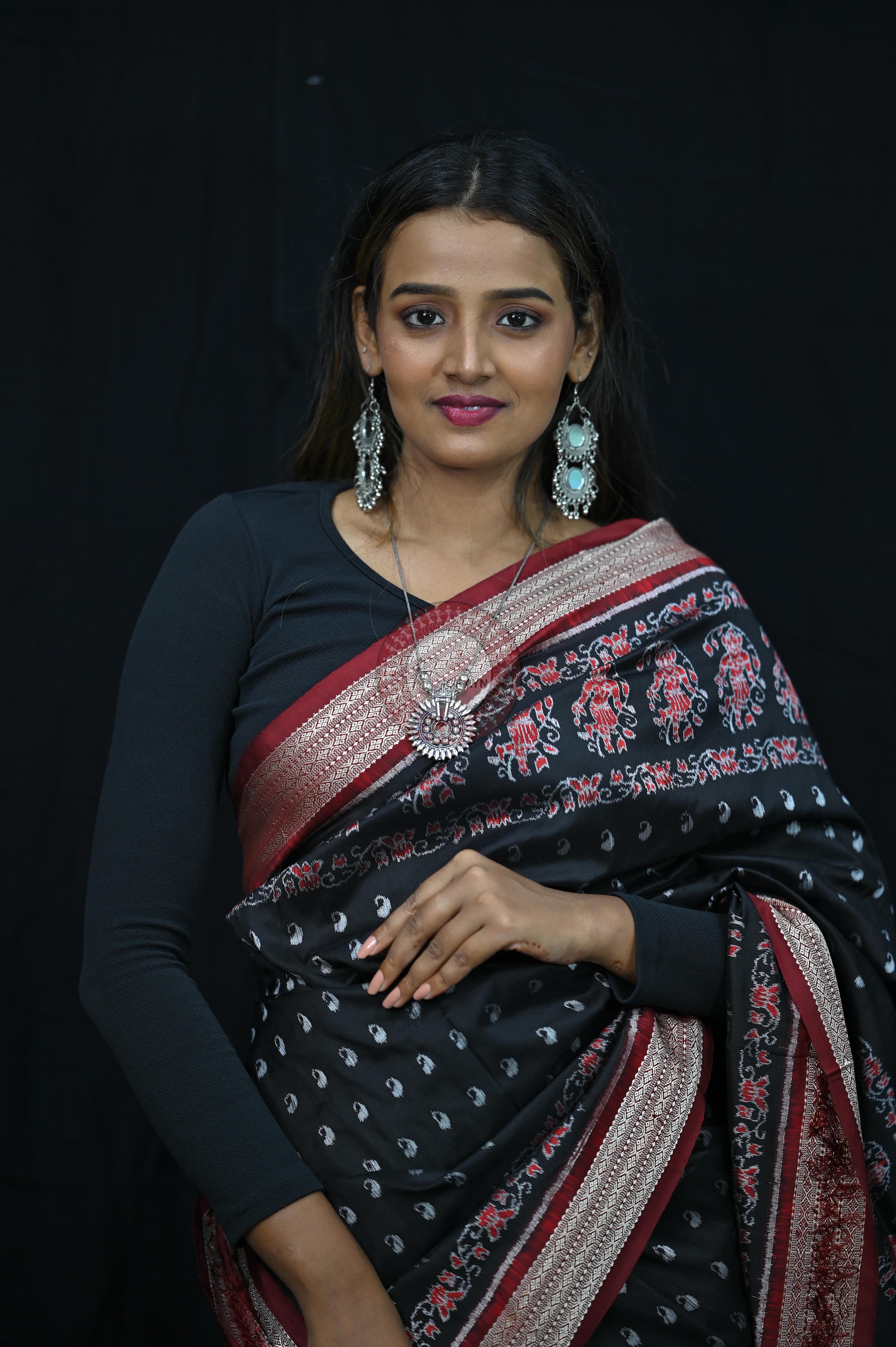 Black And Red Parsley Sambalpuri Silk Saree