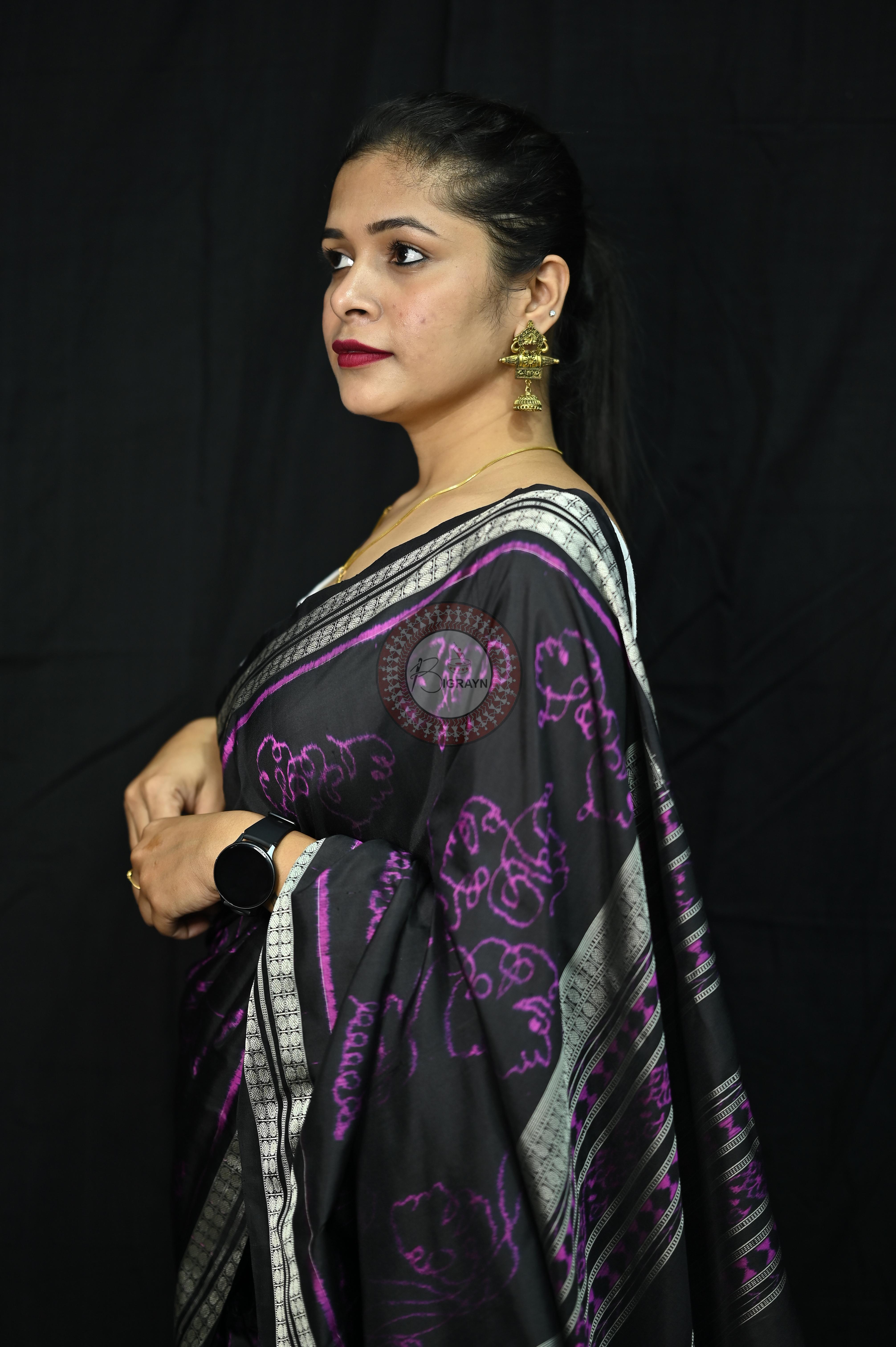 Black Magenta Women Head Sambalpuri Silk Saree