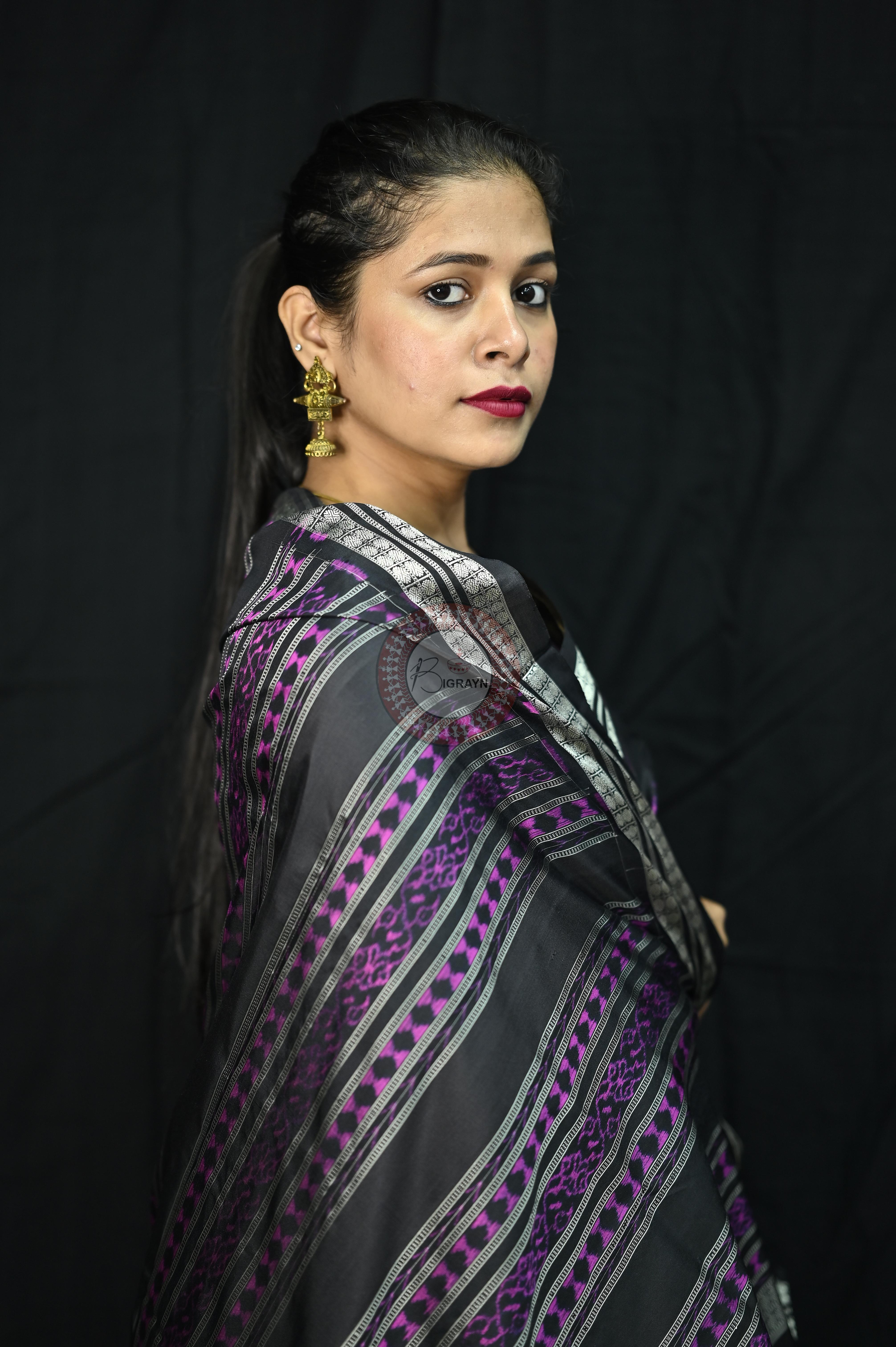 Black Magenta Women Head Sambalpuri Silk Saree