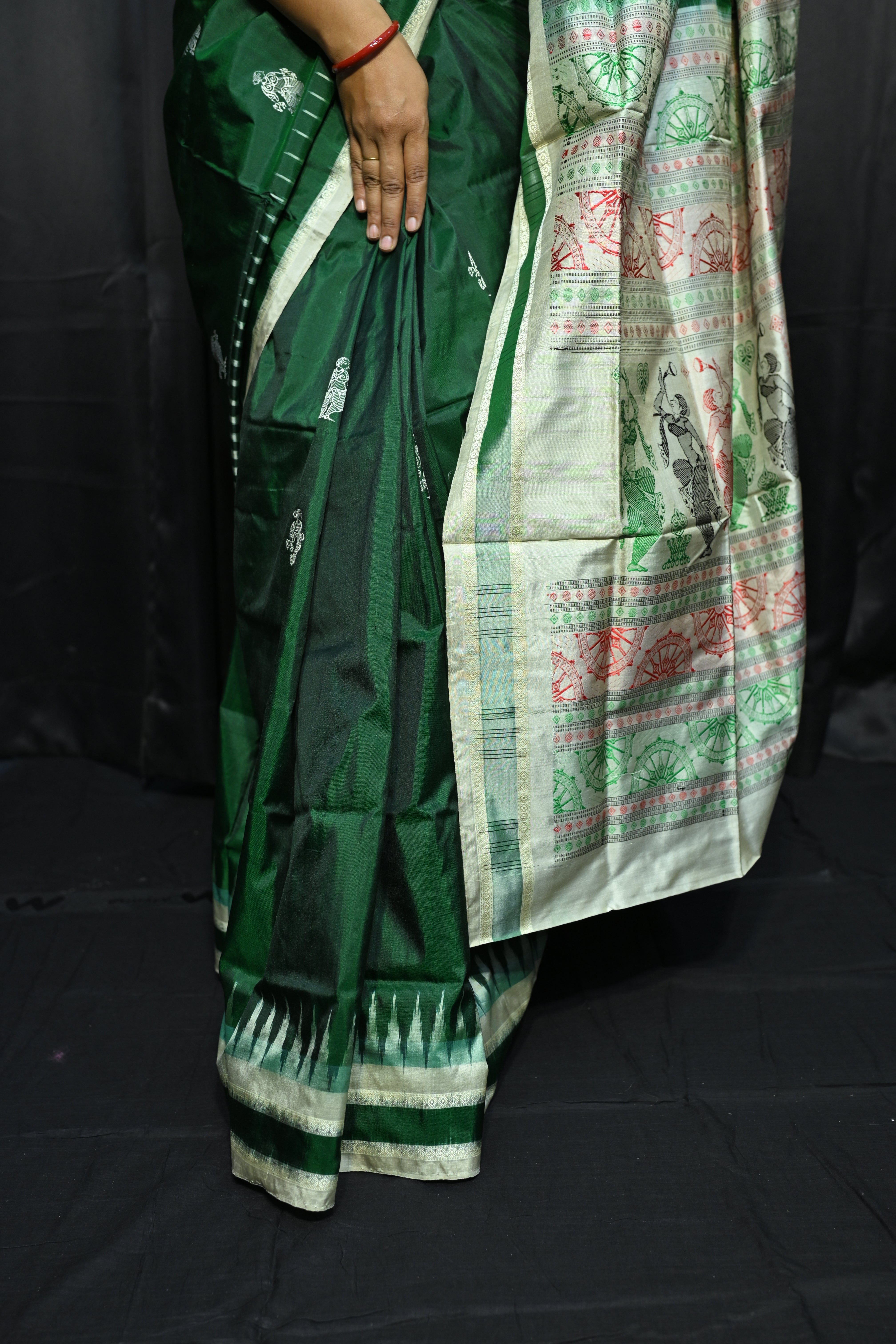 Buttle Green White Natraj Exclusive Bomkai Silk Saree