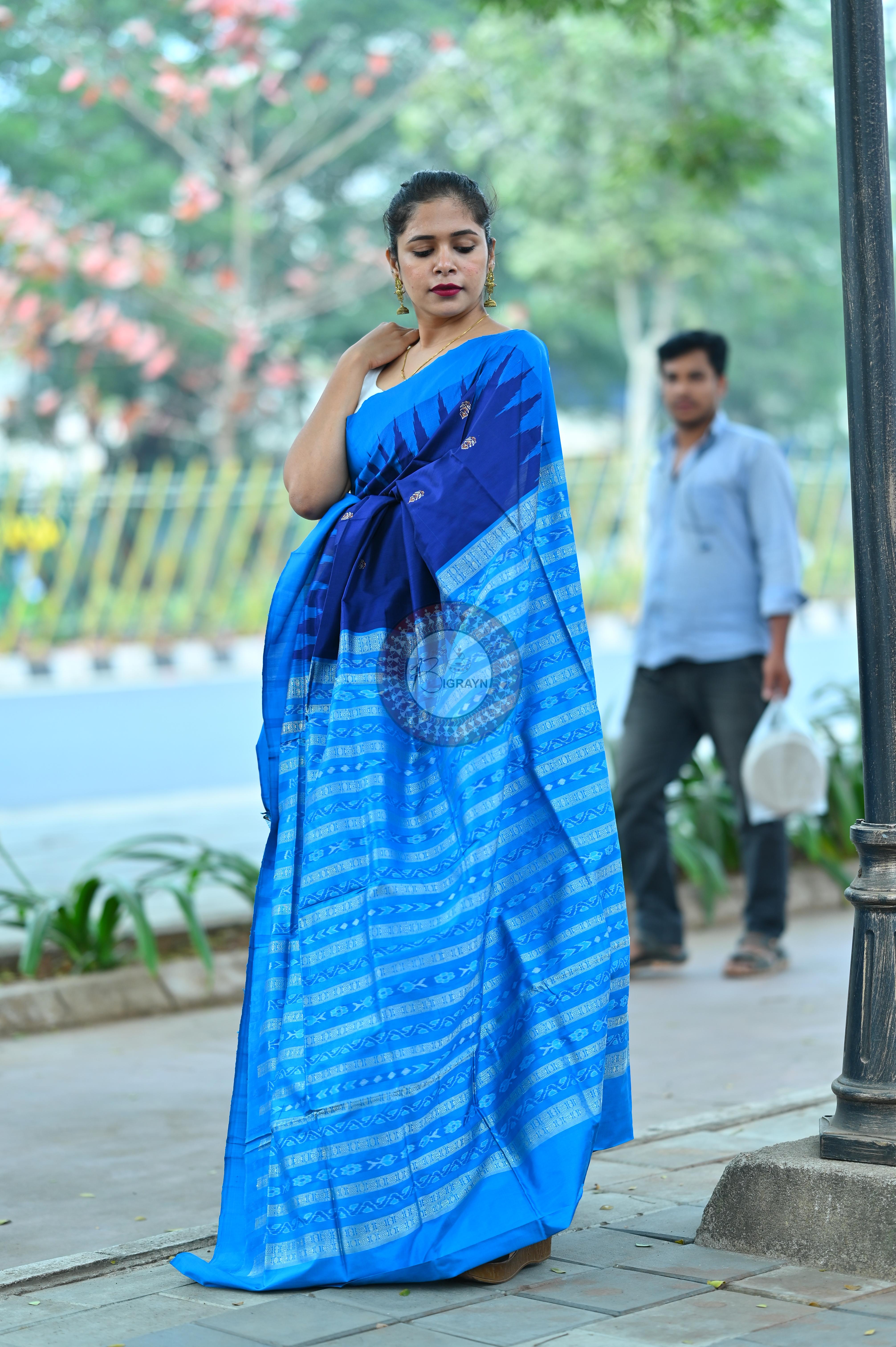 Navy Blue Flower Bomkai Silk Saree