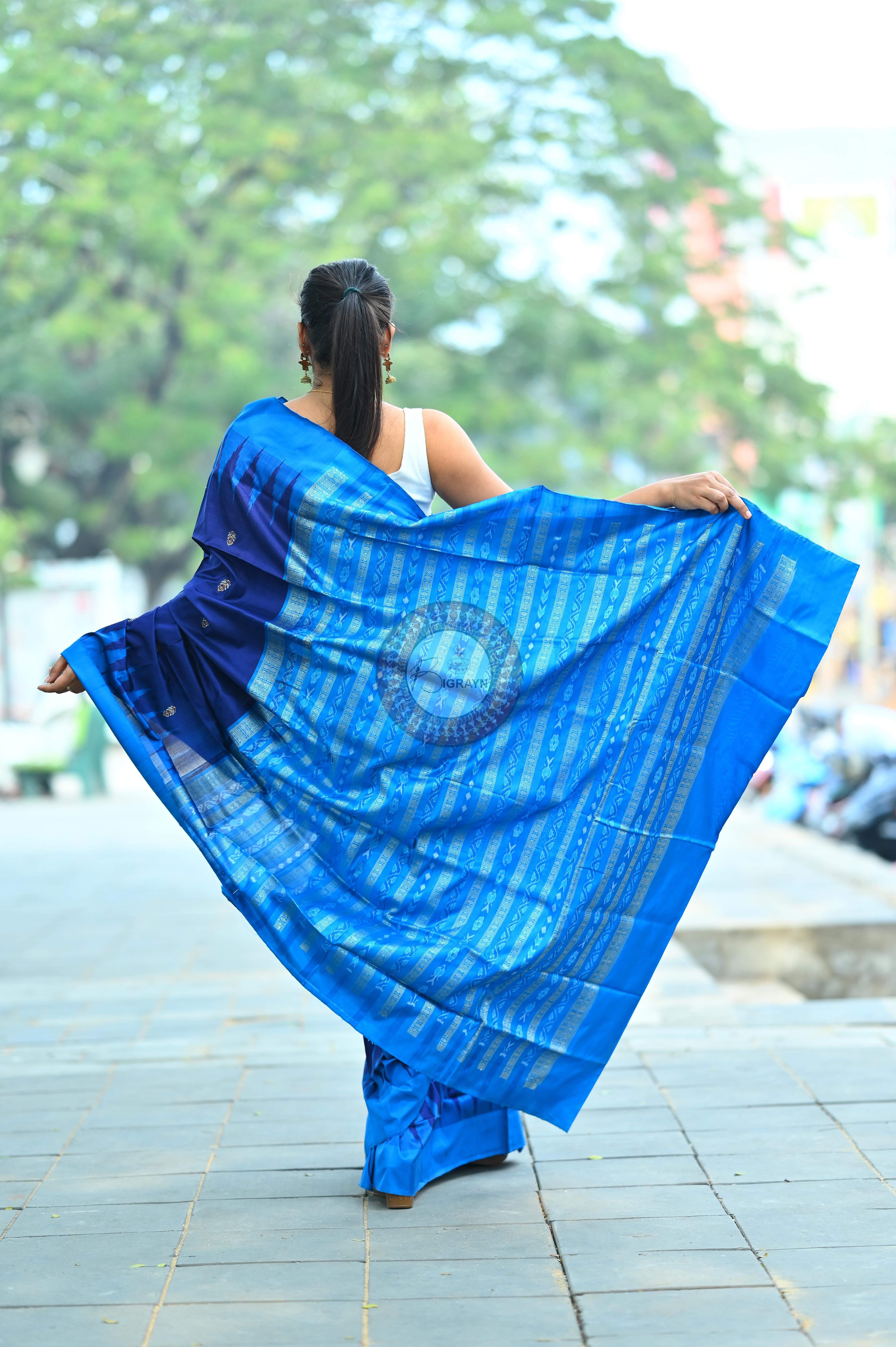 Navy Blue Flower Bomkai Silk Saree