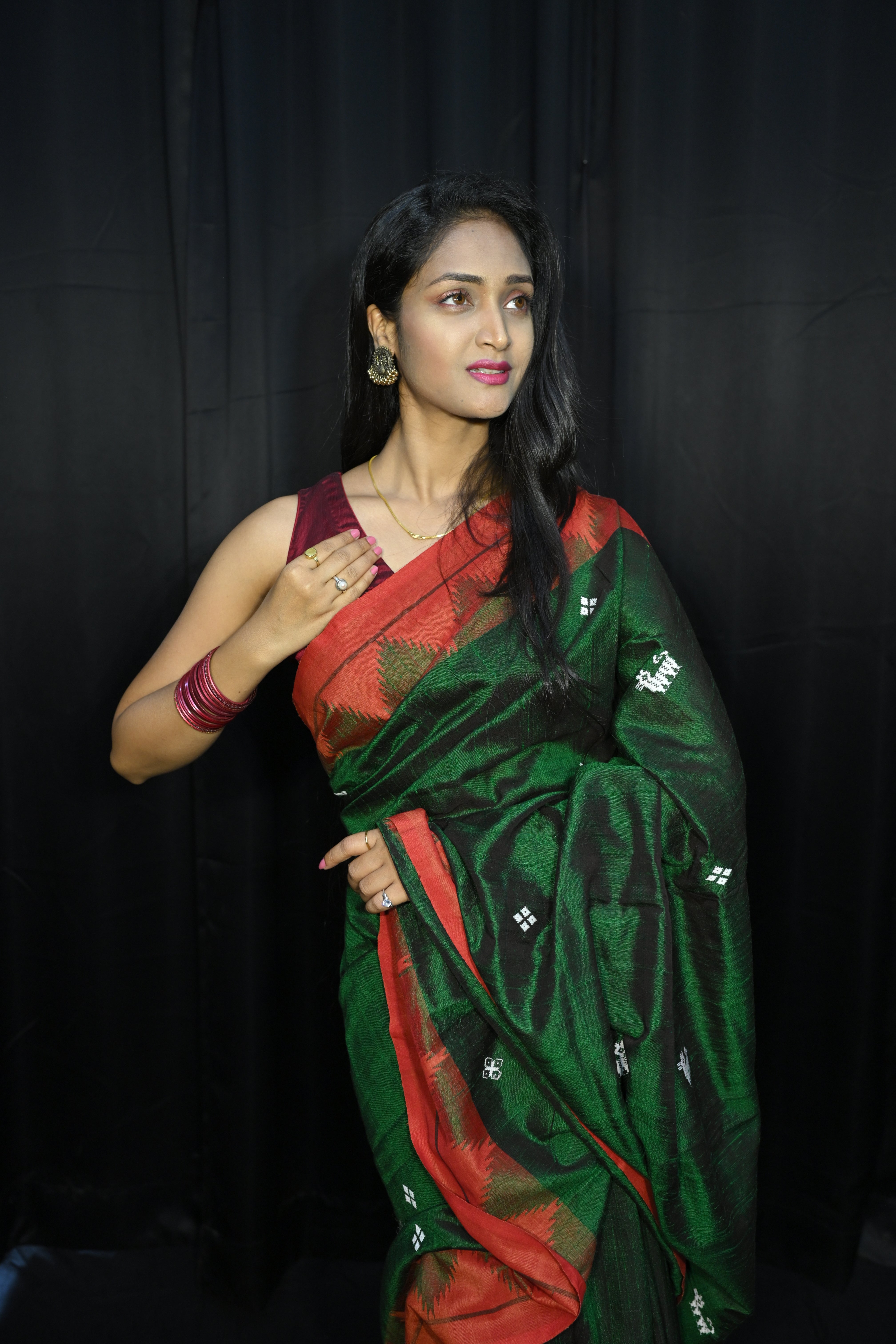 Green Red Plain Border Odisha Handloom Kotpad Tussar Saree