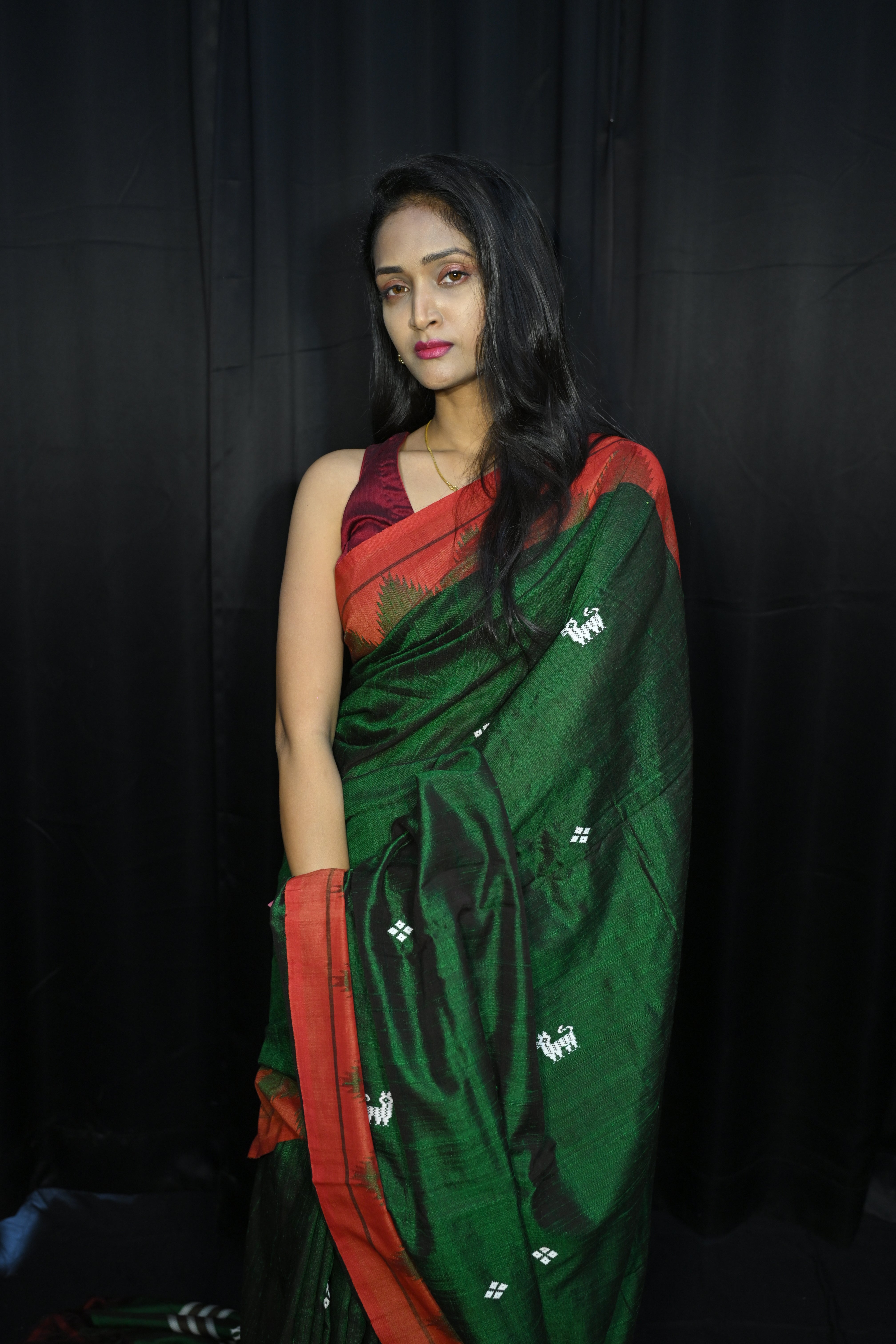 Green Red Plain Border Odisha Handloom Kotpad Tussar Saree