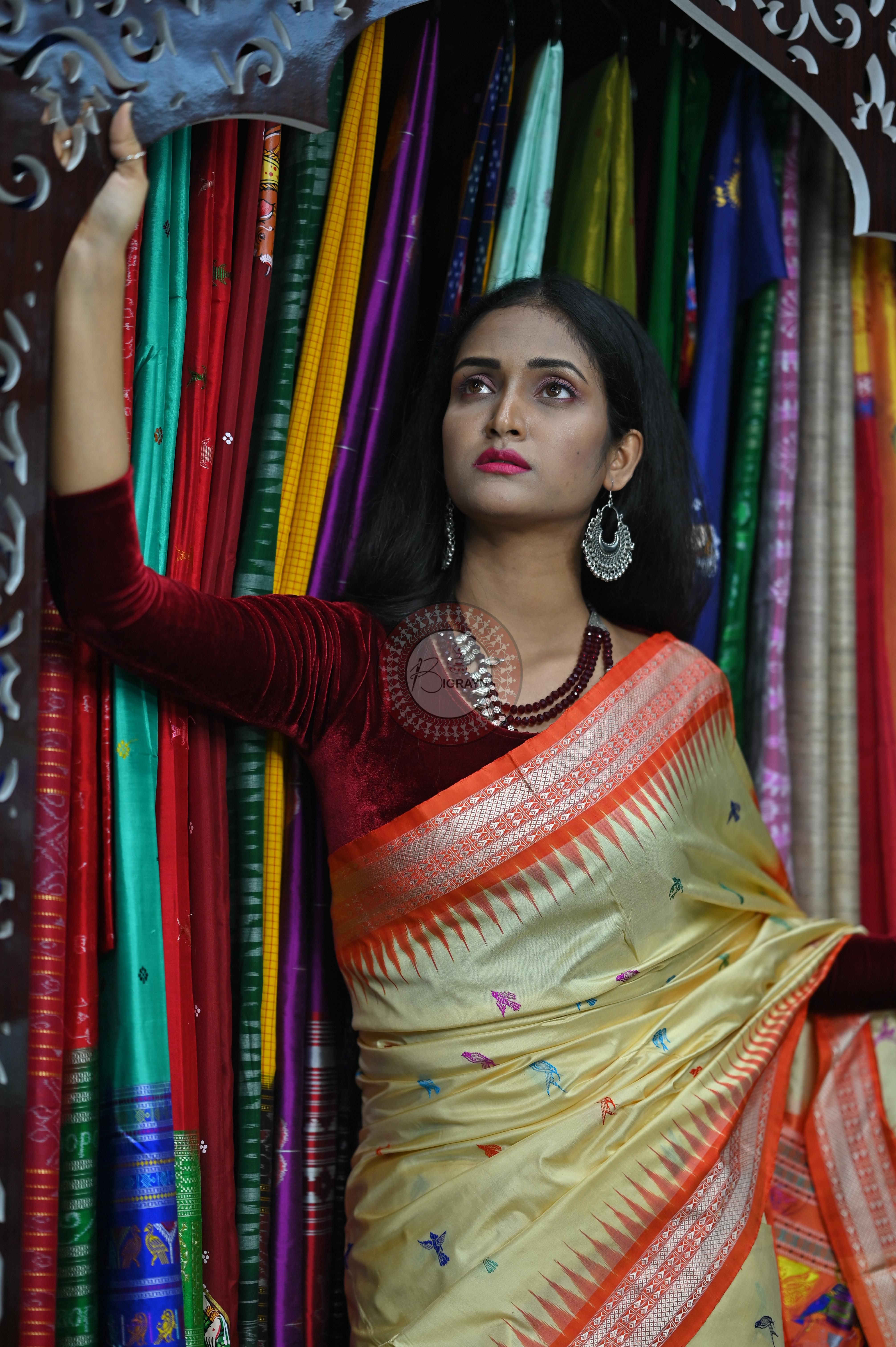 Cream Orange Animal Planet Bomkai Silk Saree