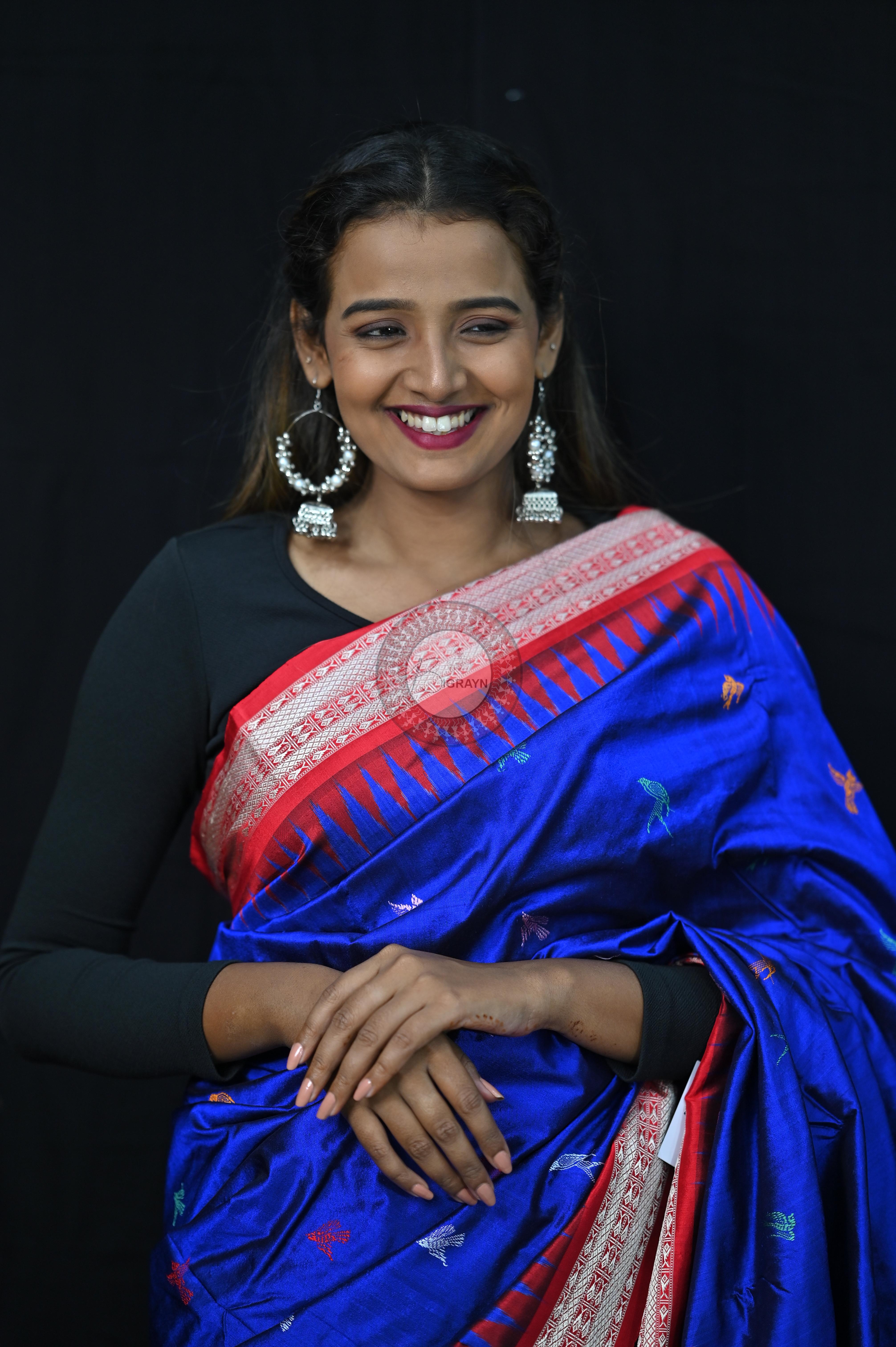 Blue Red Animal Planet Bomkai Silk Saree