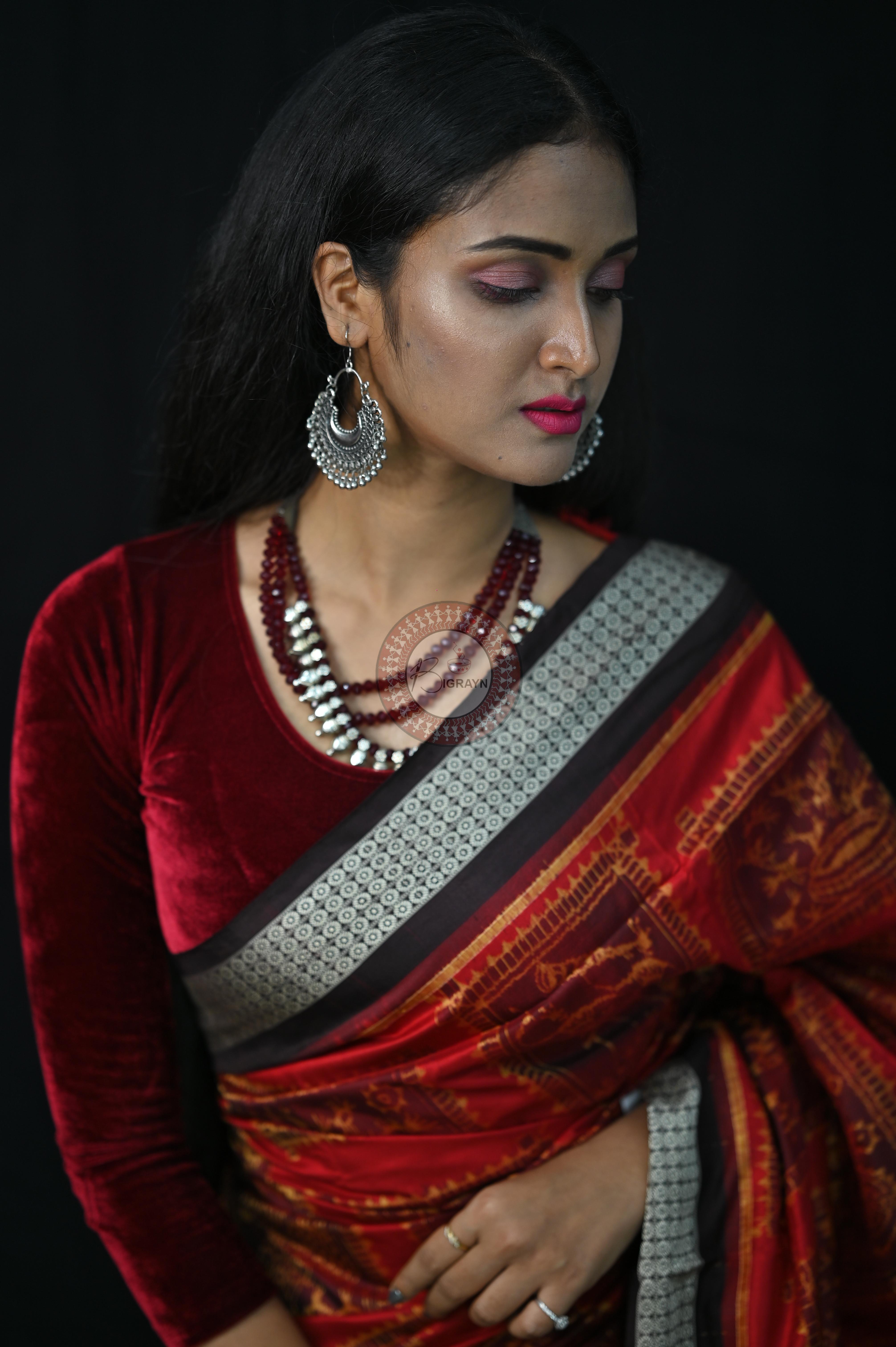 Red Black Exclusive Teracotta Design Sambalpuri Silk Saree