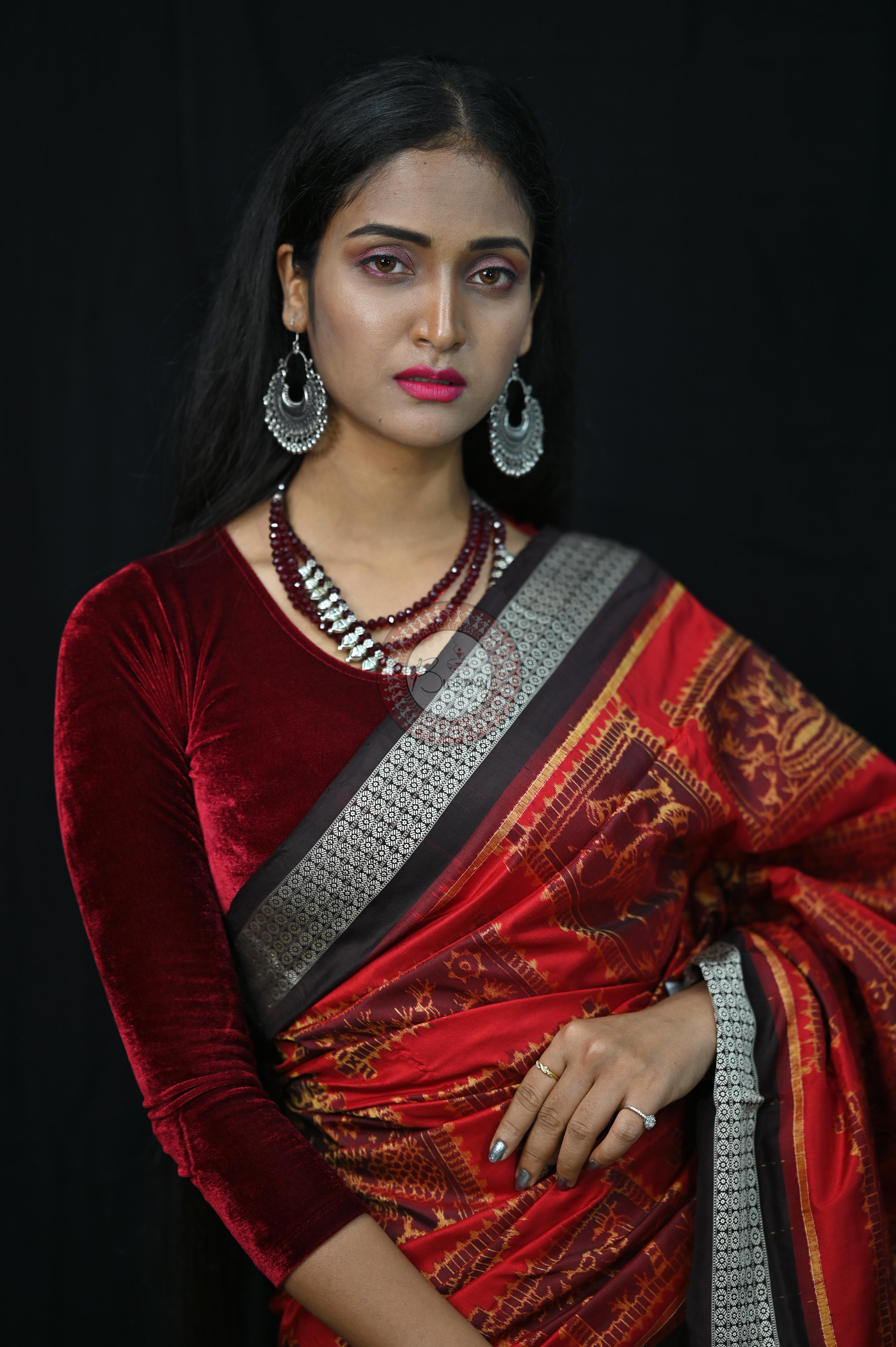 Red Black Exclusive Teracotta Design Sambalpuri Silk Saree