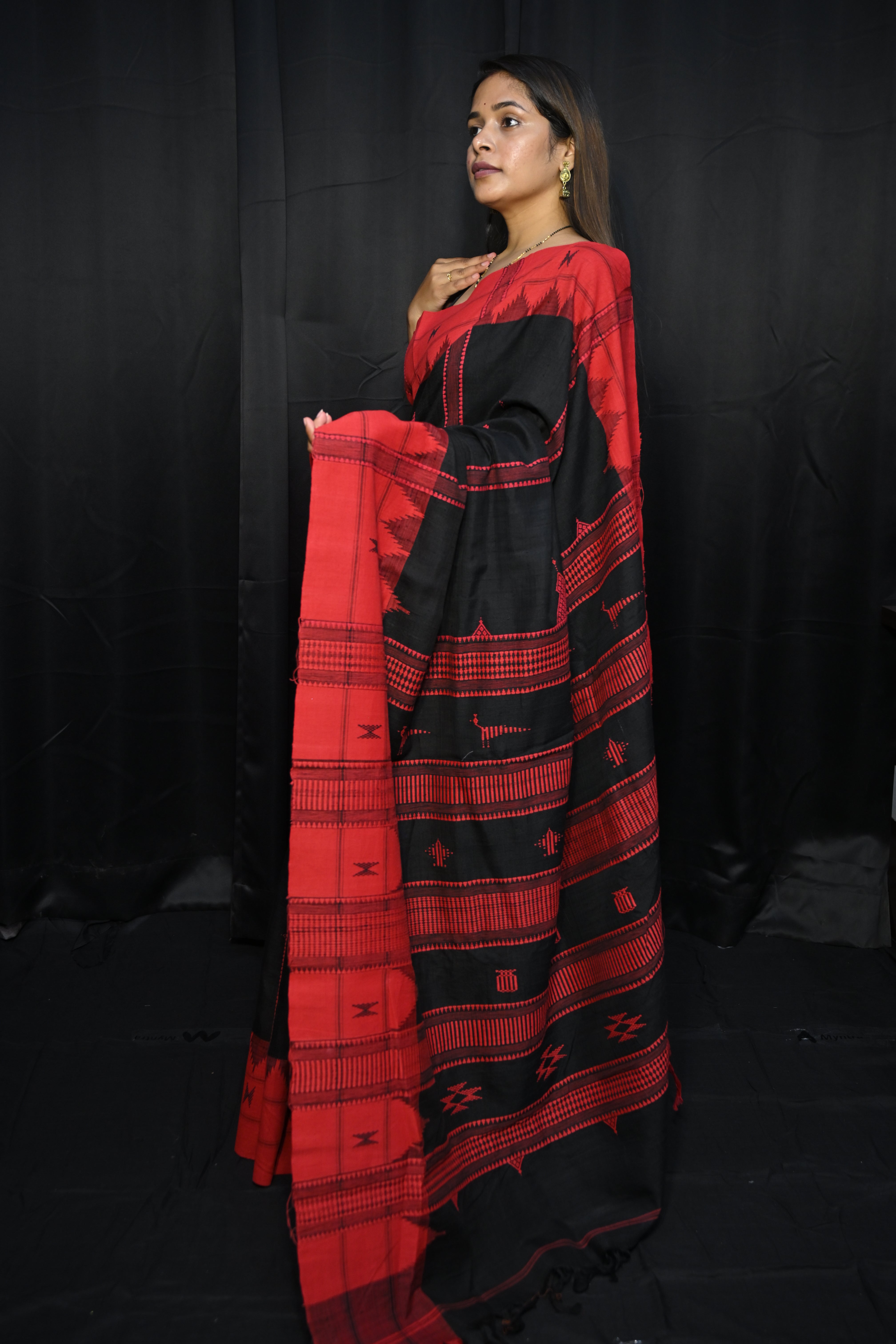 Black Red Plain Border Odisha Handloom Kotpad Tussar Saree