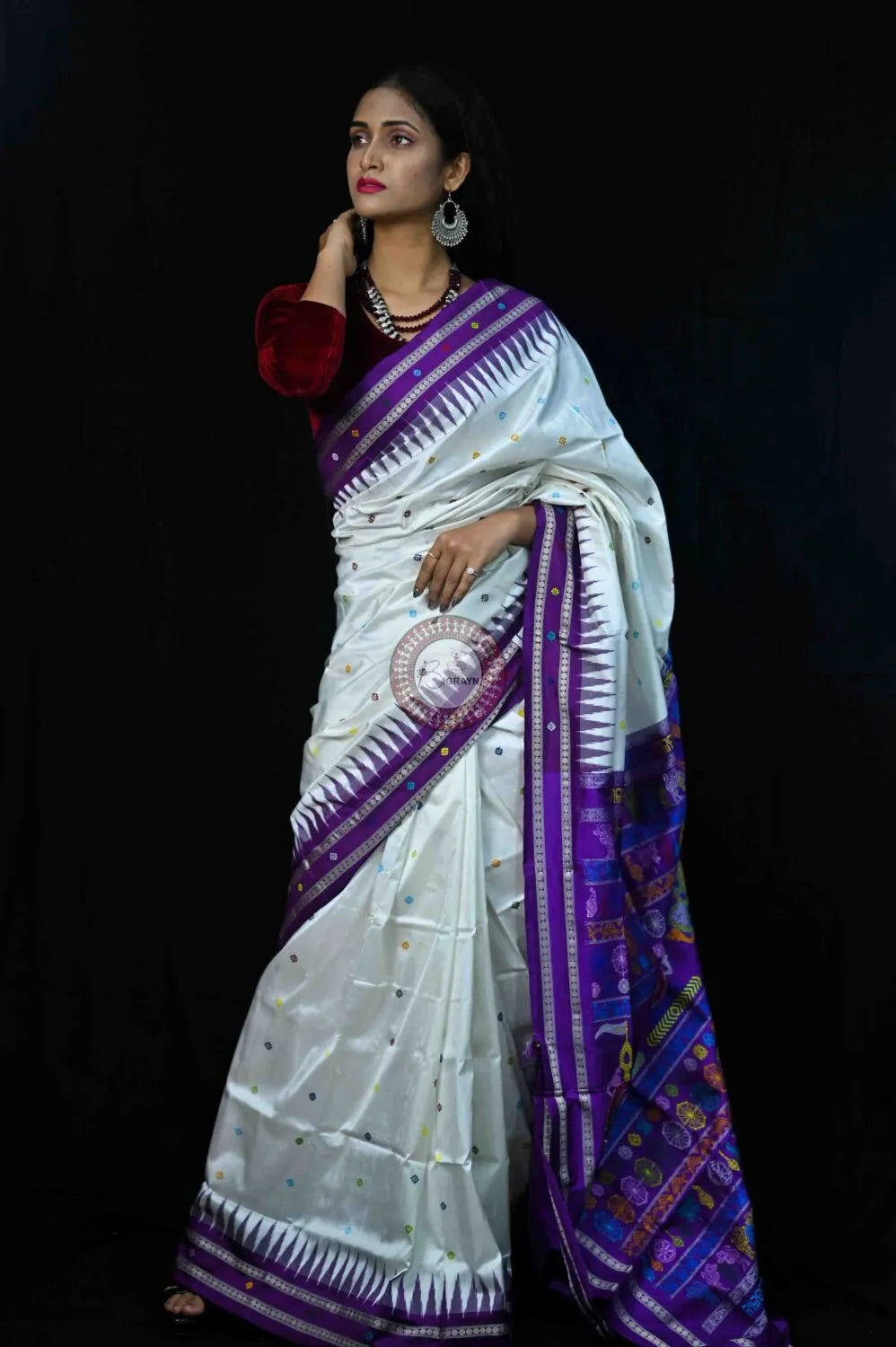 White Purple Neela Chakra Sambalpuri Silk Saree