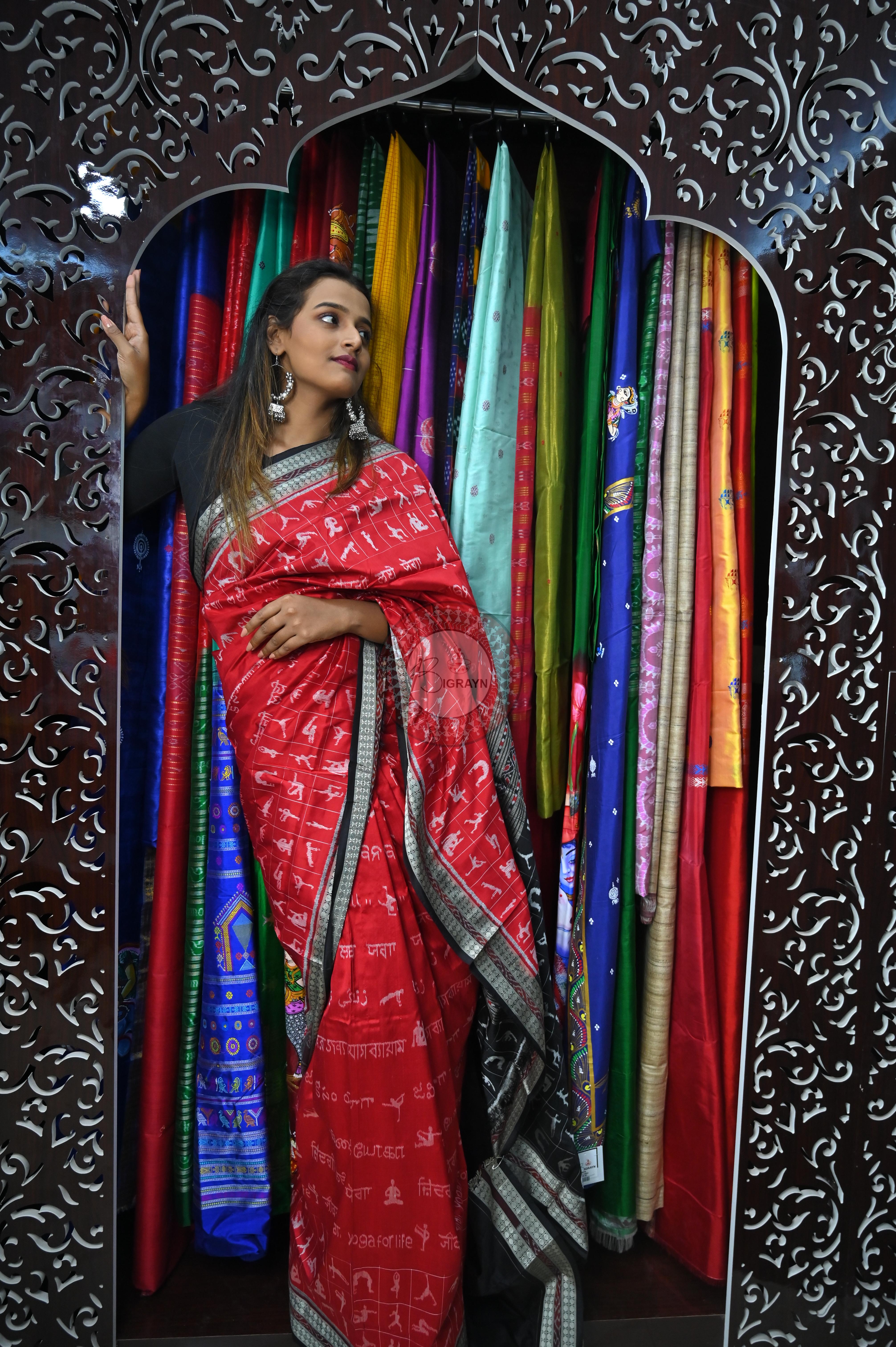 Red Black Exclusive Yoga Special Sambalpuri Silk Saree