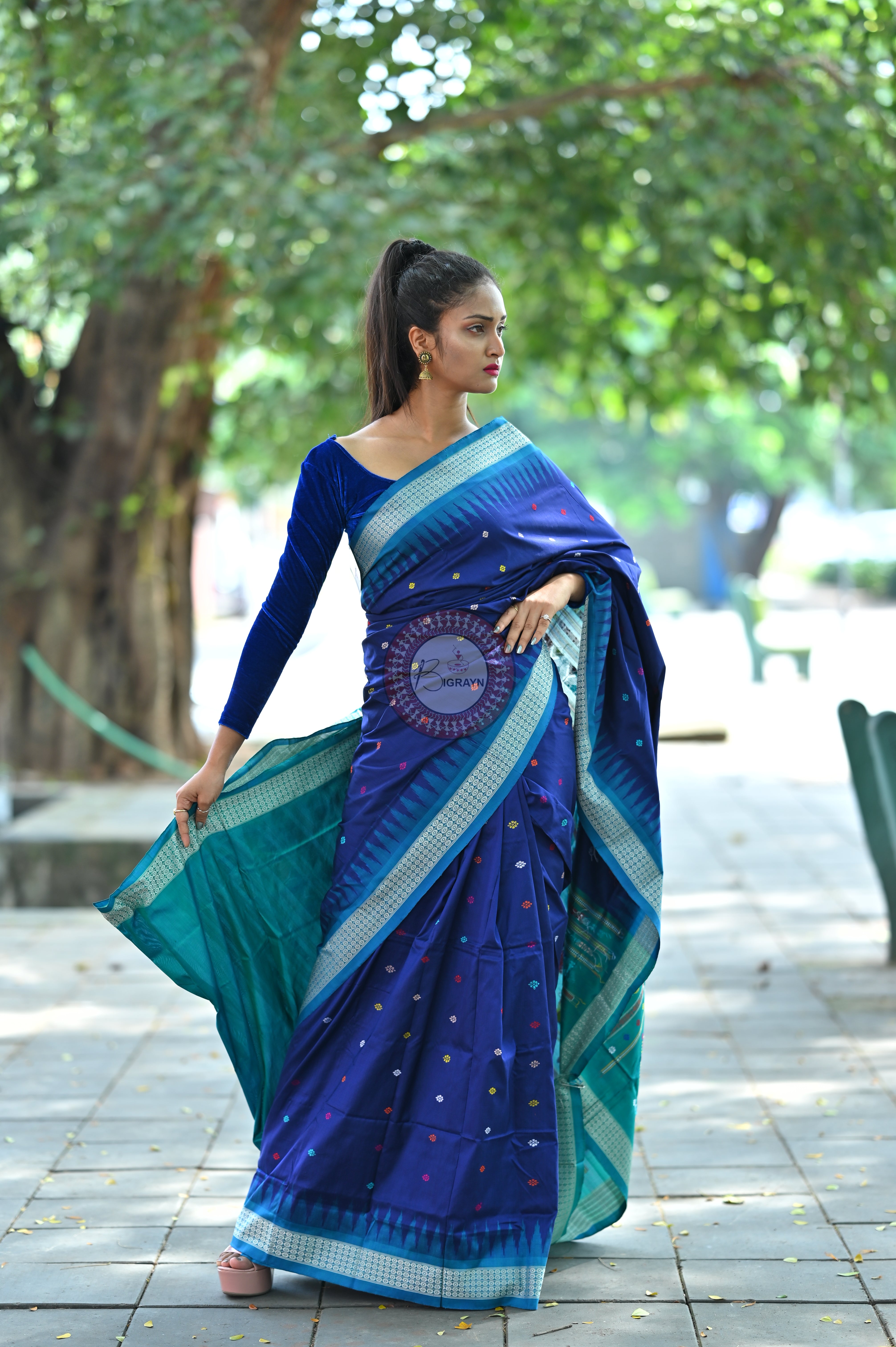 Navy Blue Teal Dolabedi Silk Saree