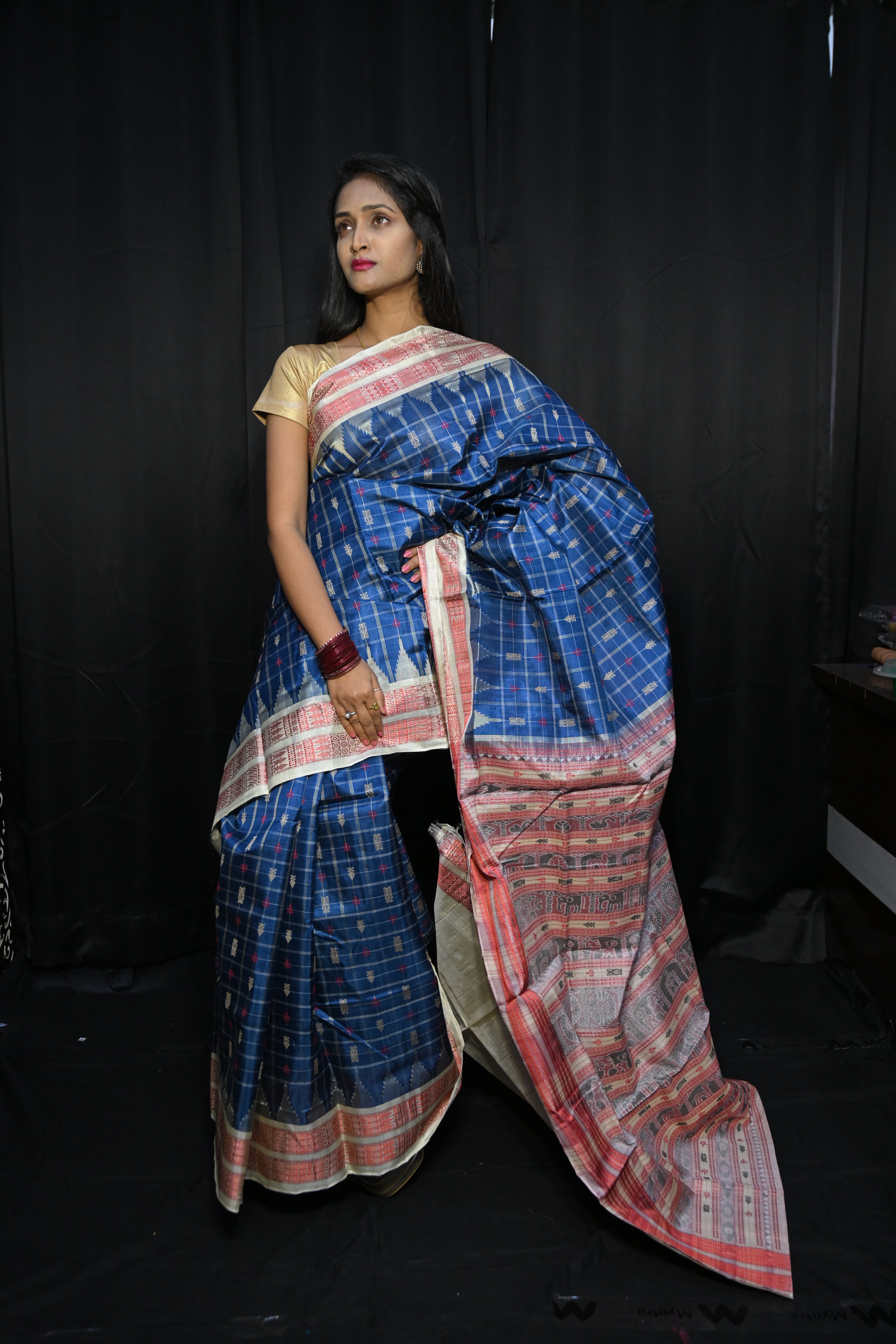 Teal Blue Creame Hazarbuti Tussar Silk Saree