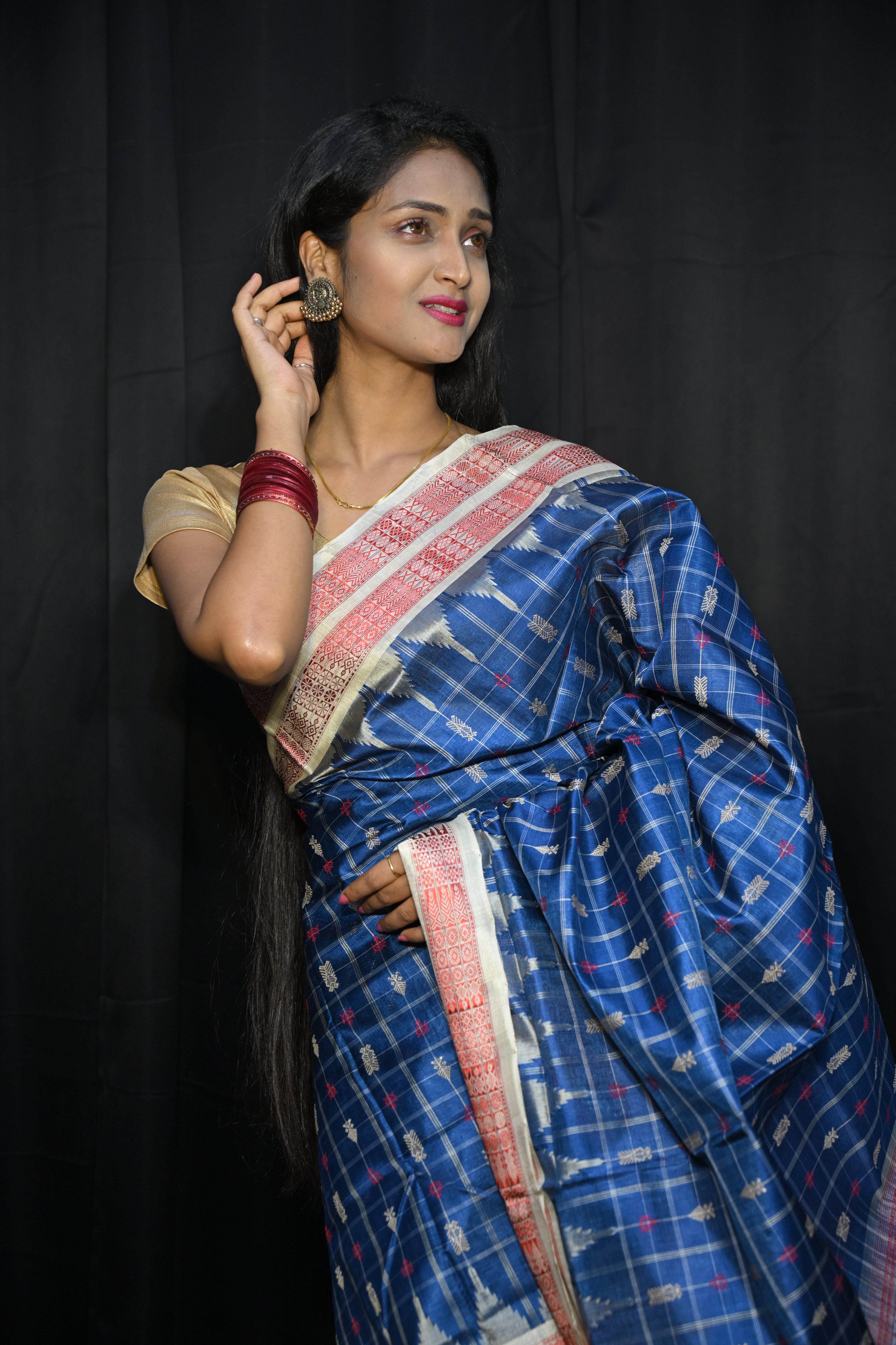 Teal Blue Creame Hazarbuti Tussar Silk Saree
