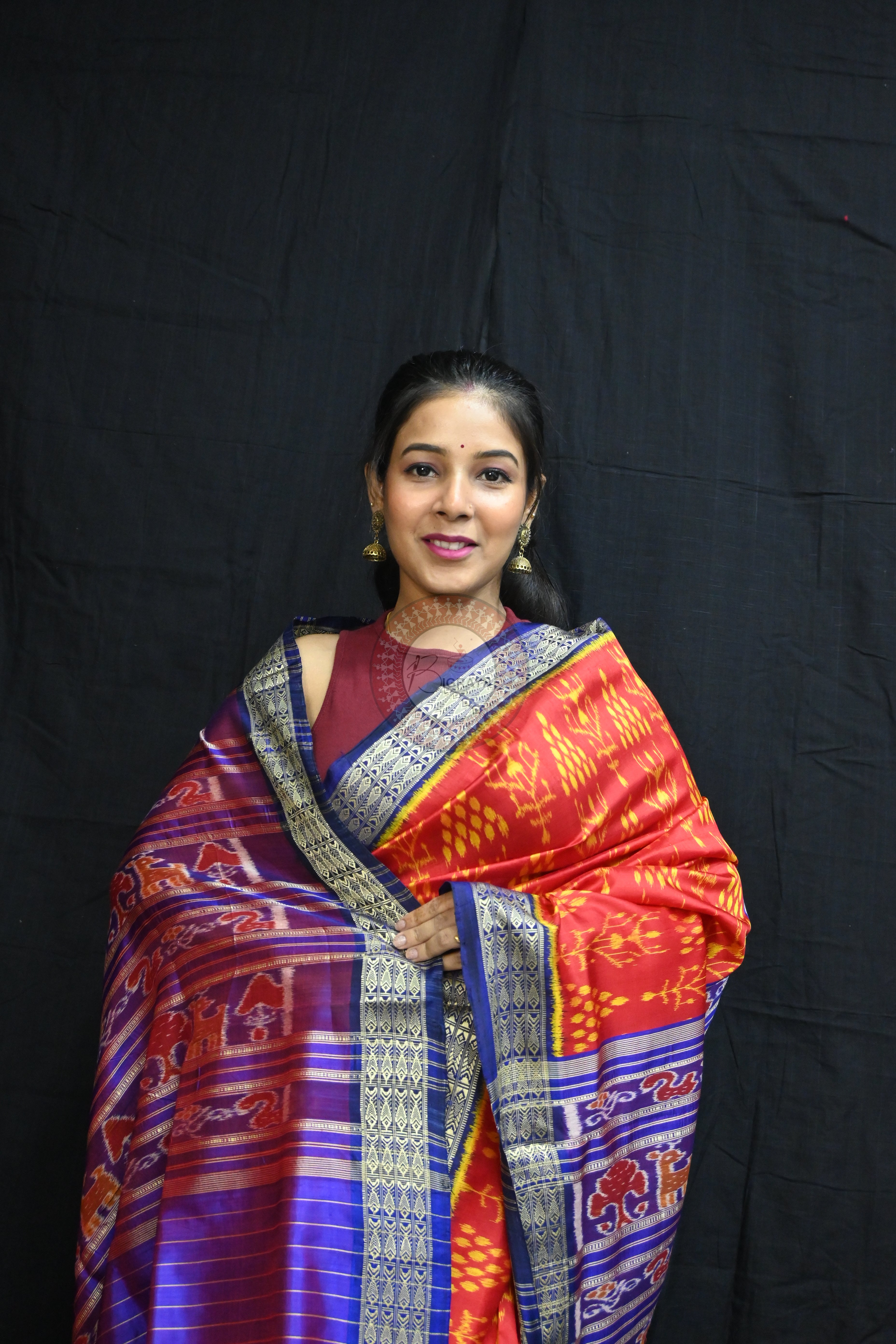 Red Blue Fish Border Tribal Chitta Mulberry Silk Saree