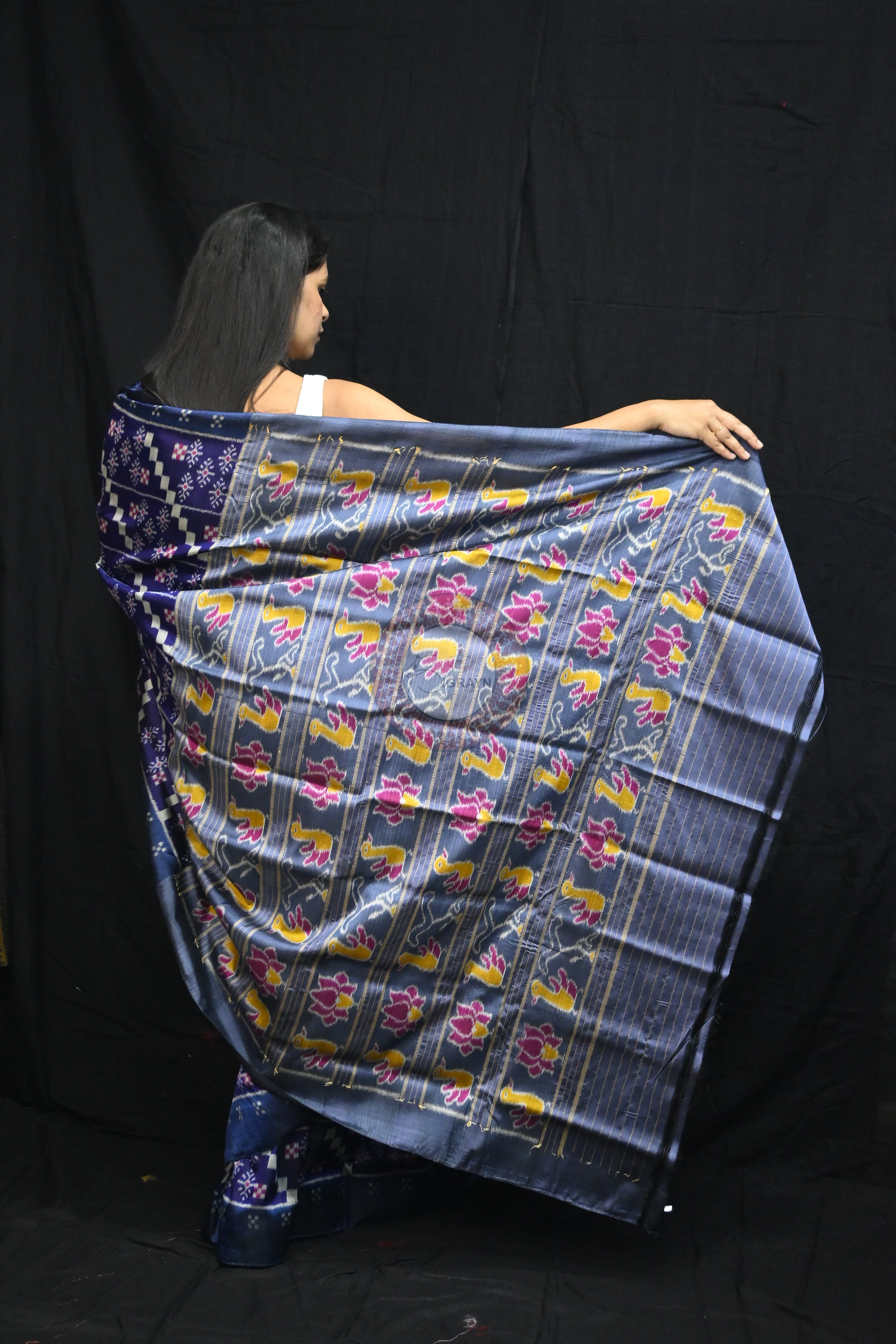 Blue 10D Pasapali Flowers Ducks Lotus Anchal Mulberry Silk Saree
