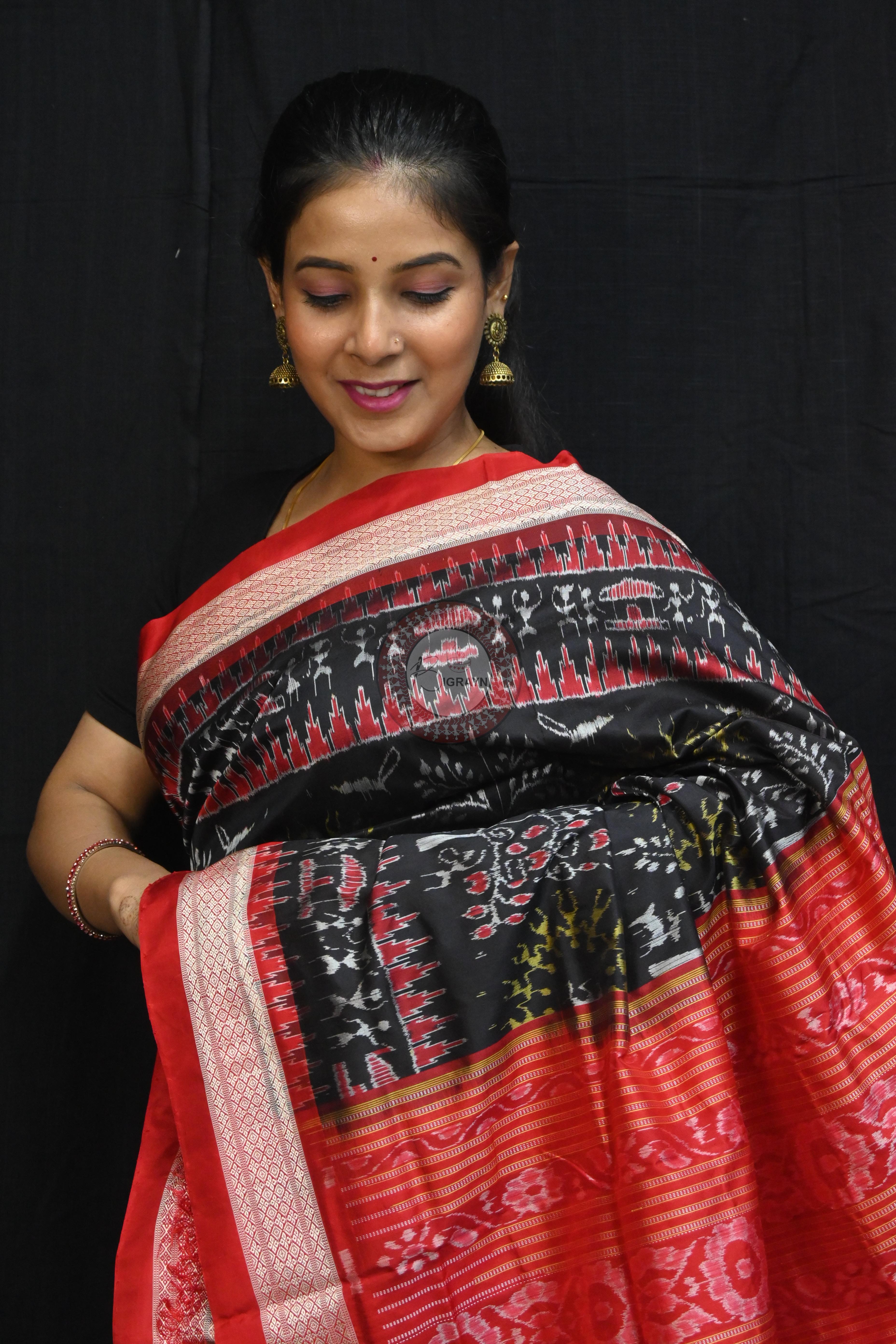 Black Red Trees Tribal Circles Sambalpuri Silk