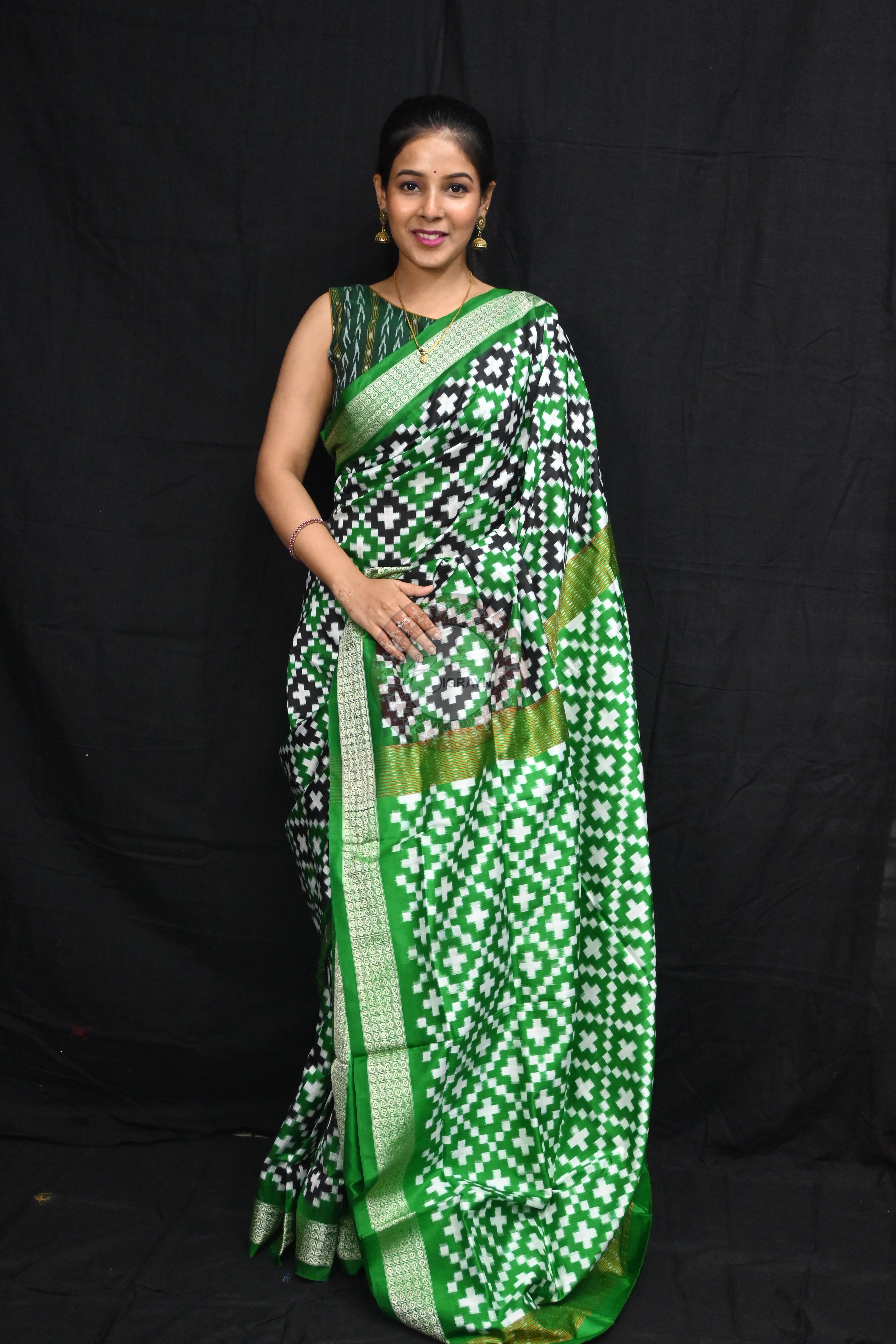 Green Black White Pasapali Sambalpuri Silk Saree