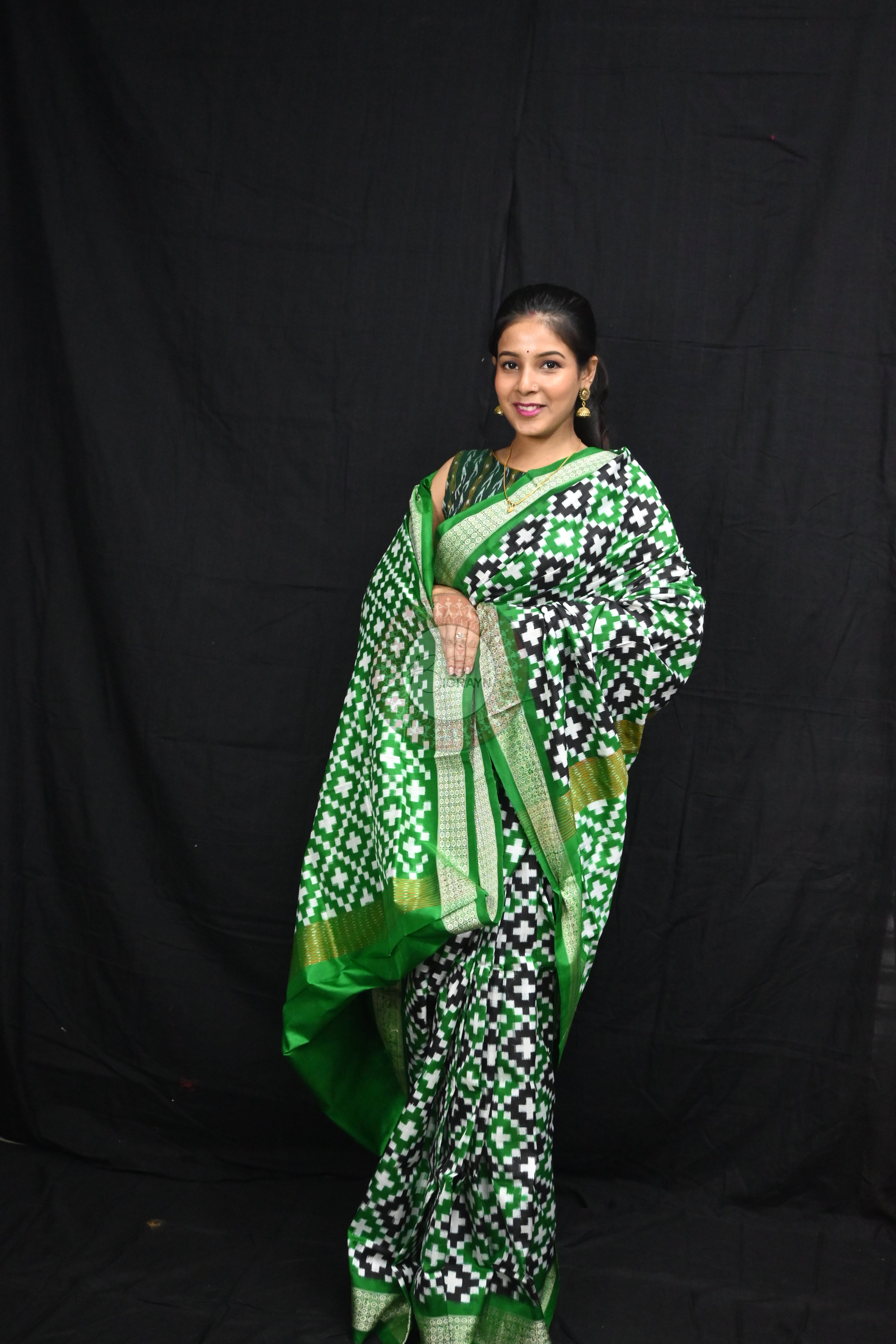 Green Black White Pasapali Sambalpuri Silk Saree