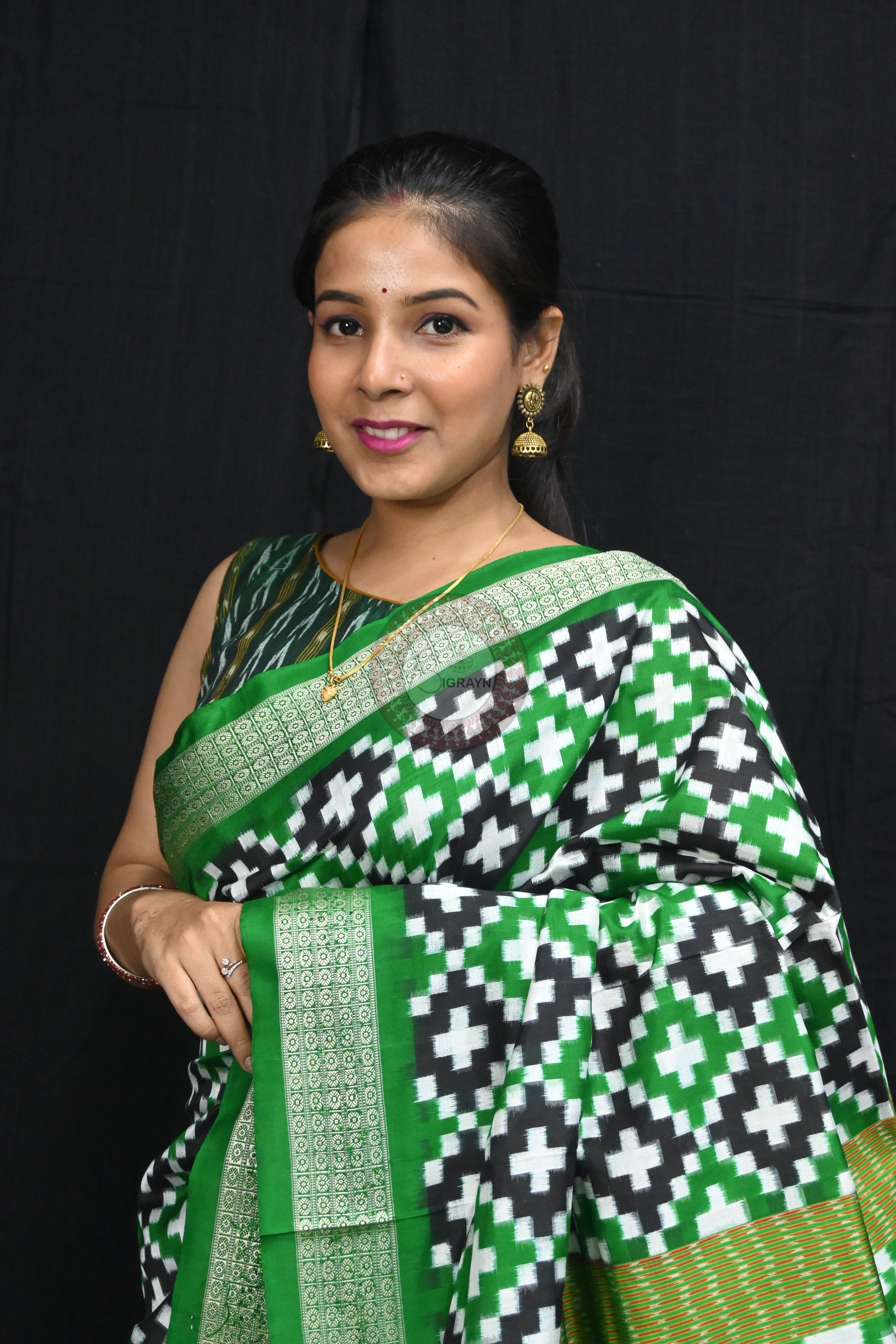 Green Black White Pasapali Sambalpuri Silk Saree