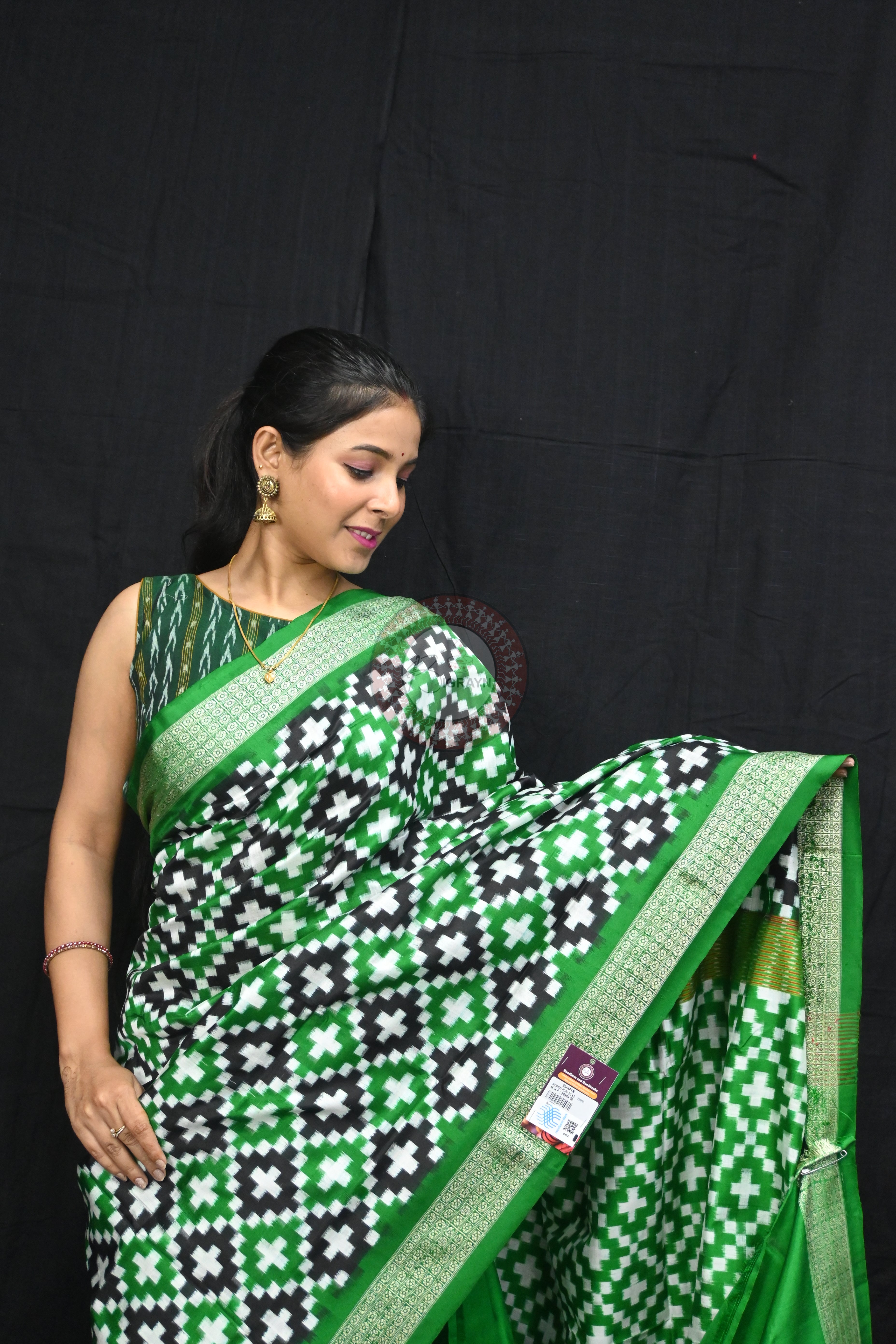 Green Black White Pasapali Sambalpuri Silk Saree