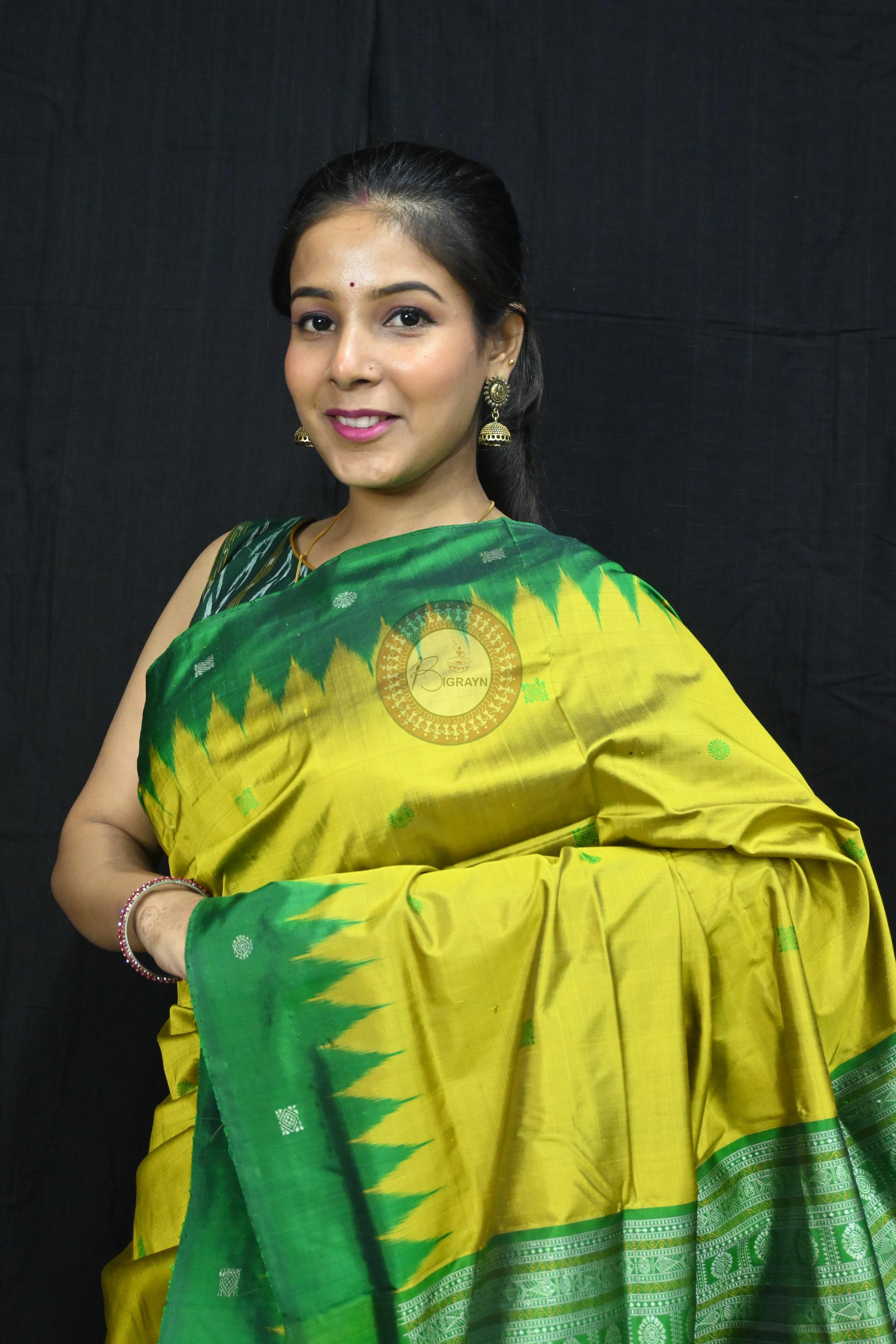 Golden Green Circle Squares Bomkai Silk Saree