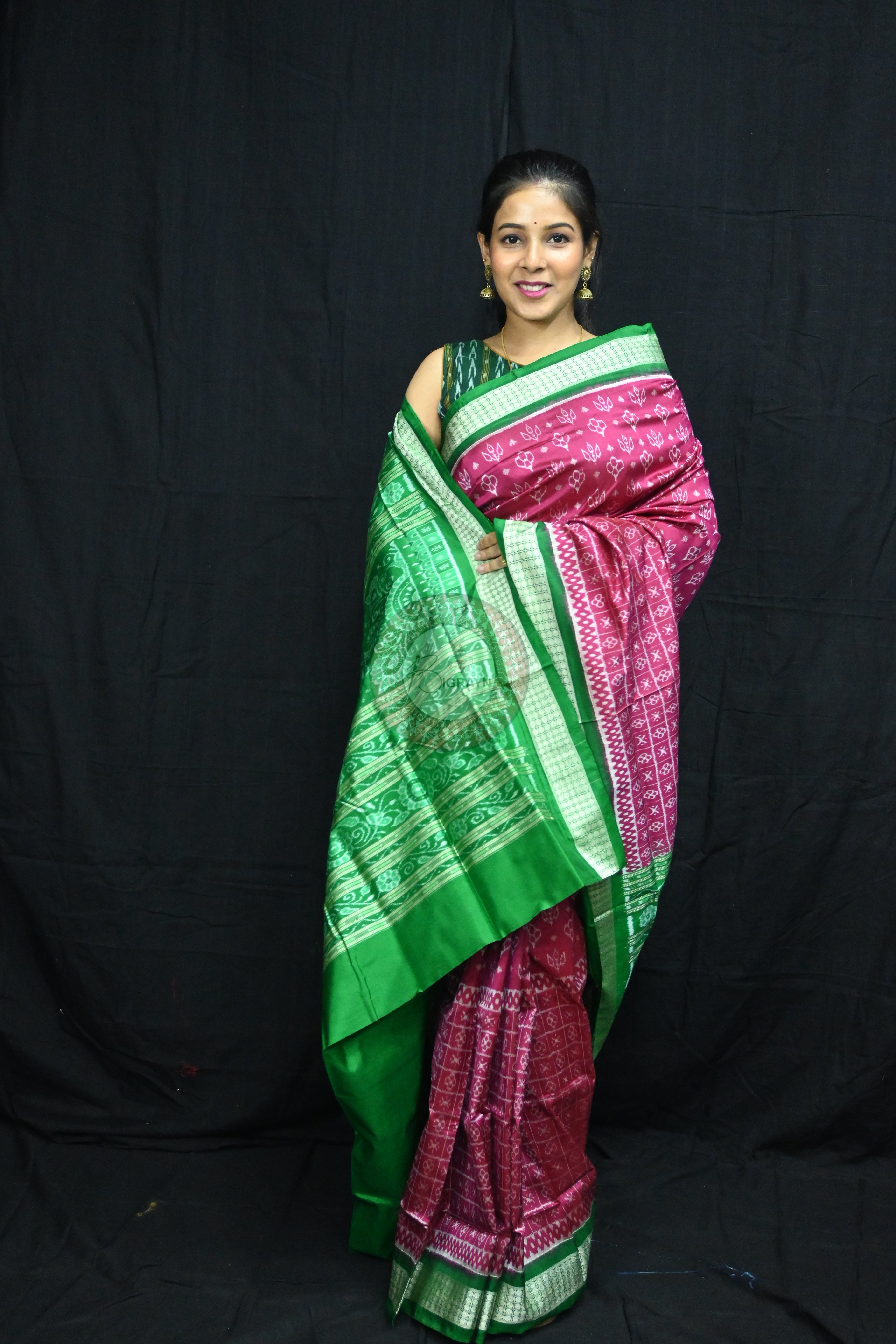 Magenta Green Flower Kadhi Sambalpuri Silk Saree