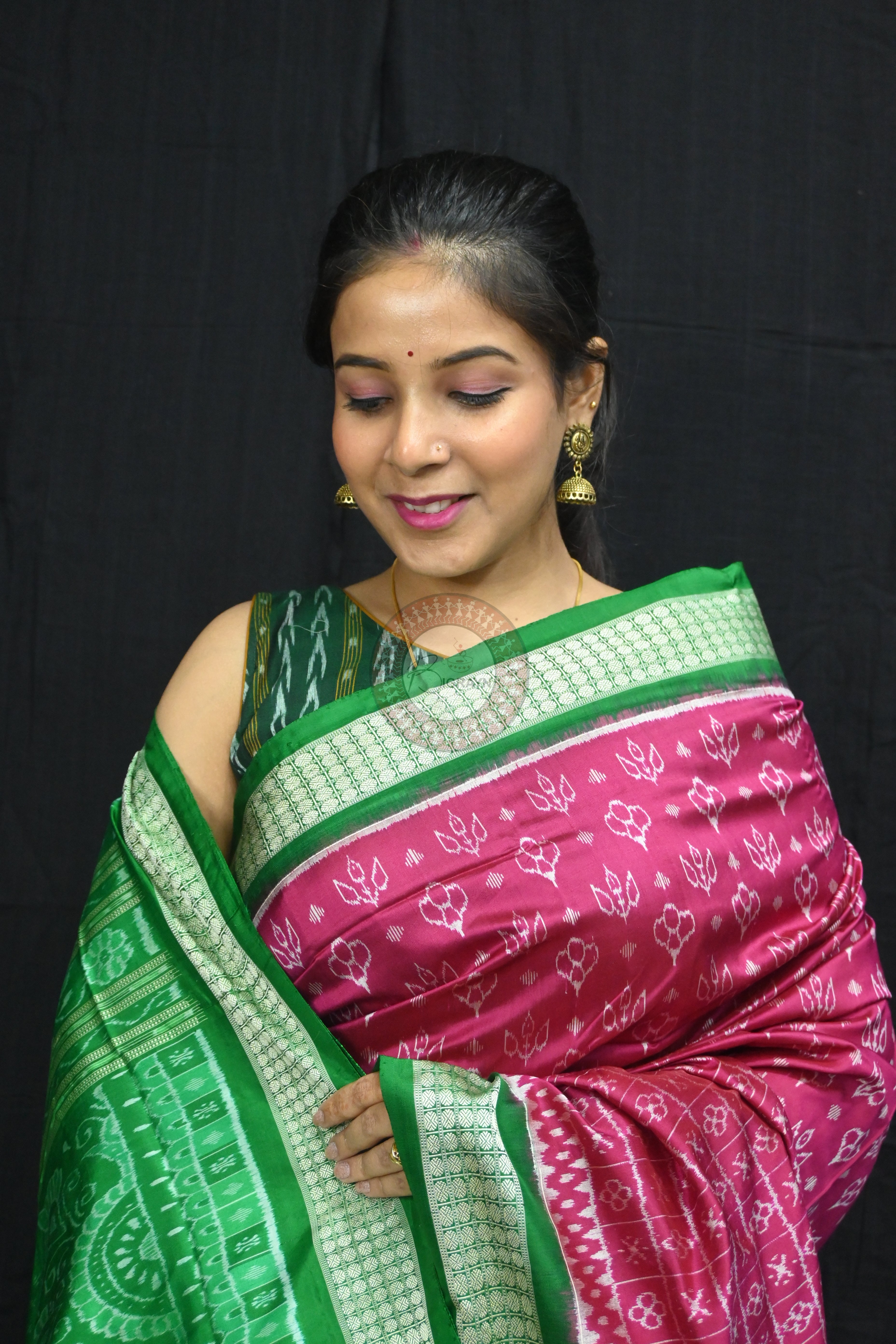 Magenta Green Flower Kadhi Sambalpuri Silk Saree