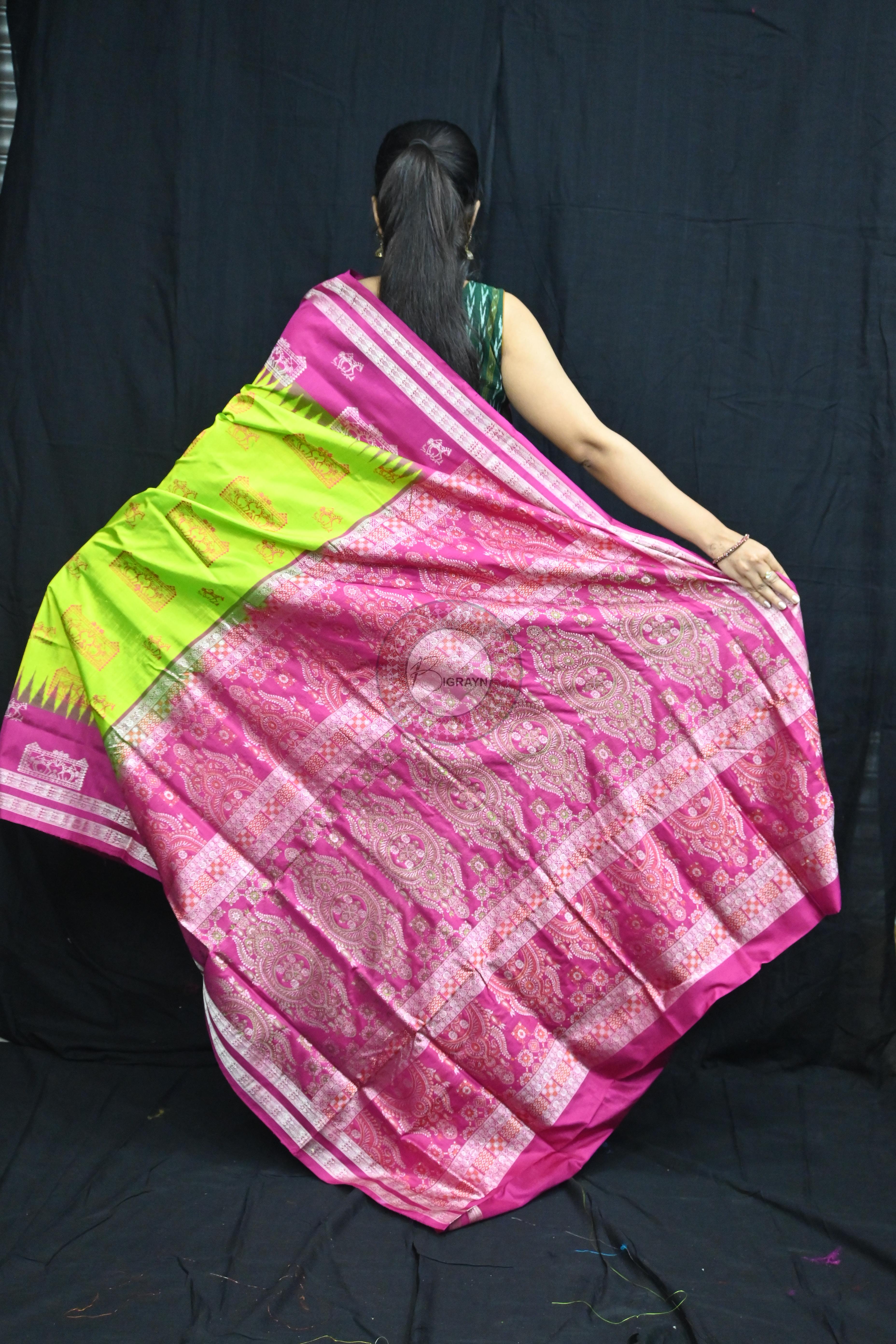 Neon Magenta Tribal Teracotta Bomkai Silk Saree