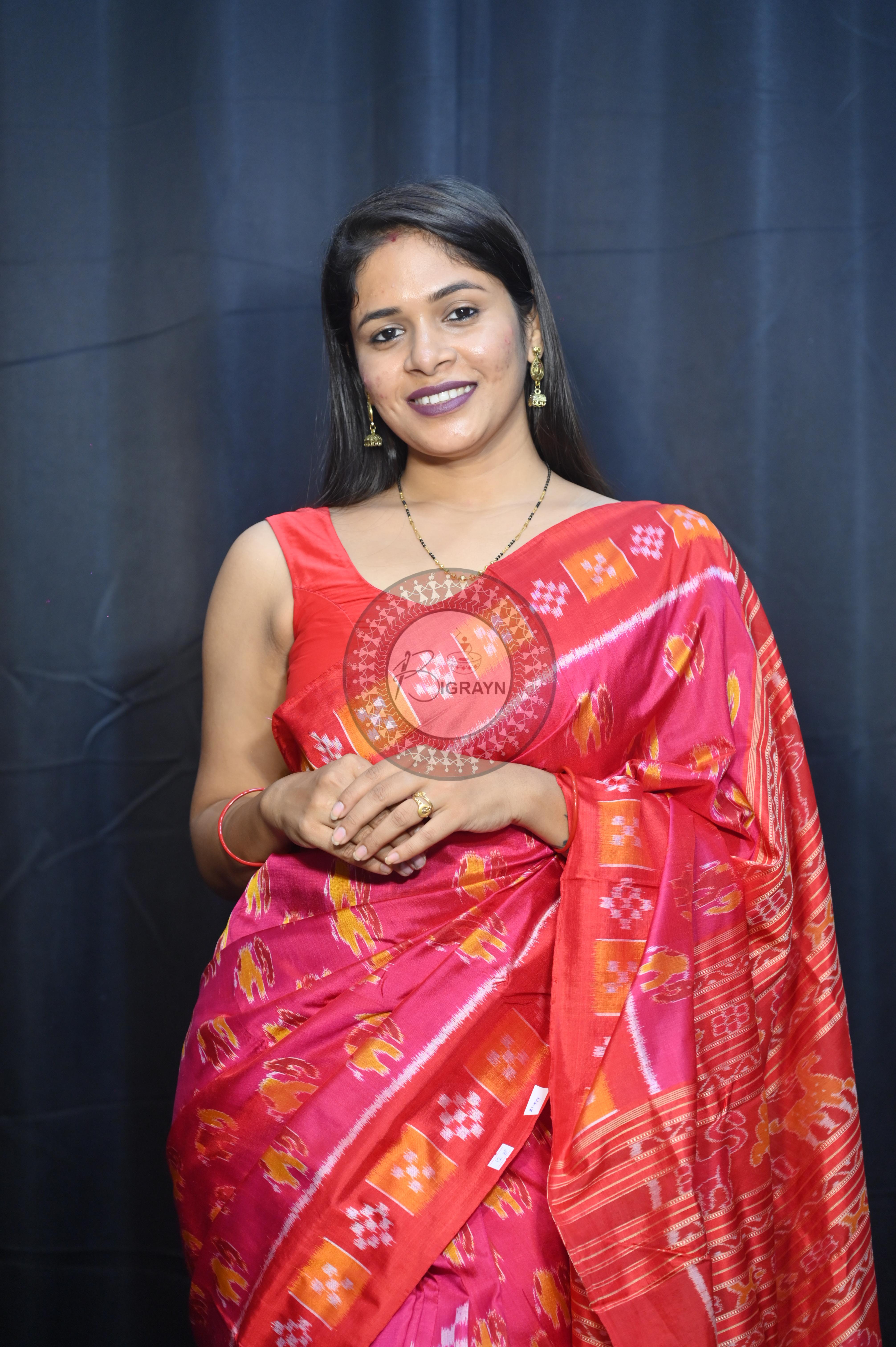 Magenta Red Partly Design Elephant Mulberry Silk Saree