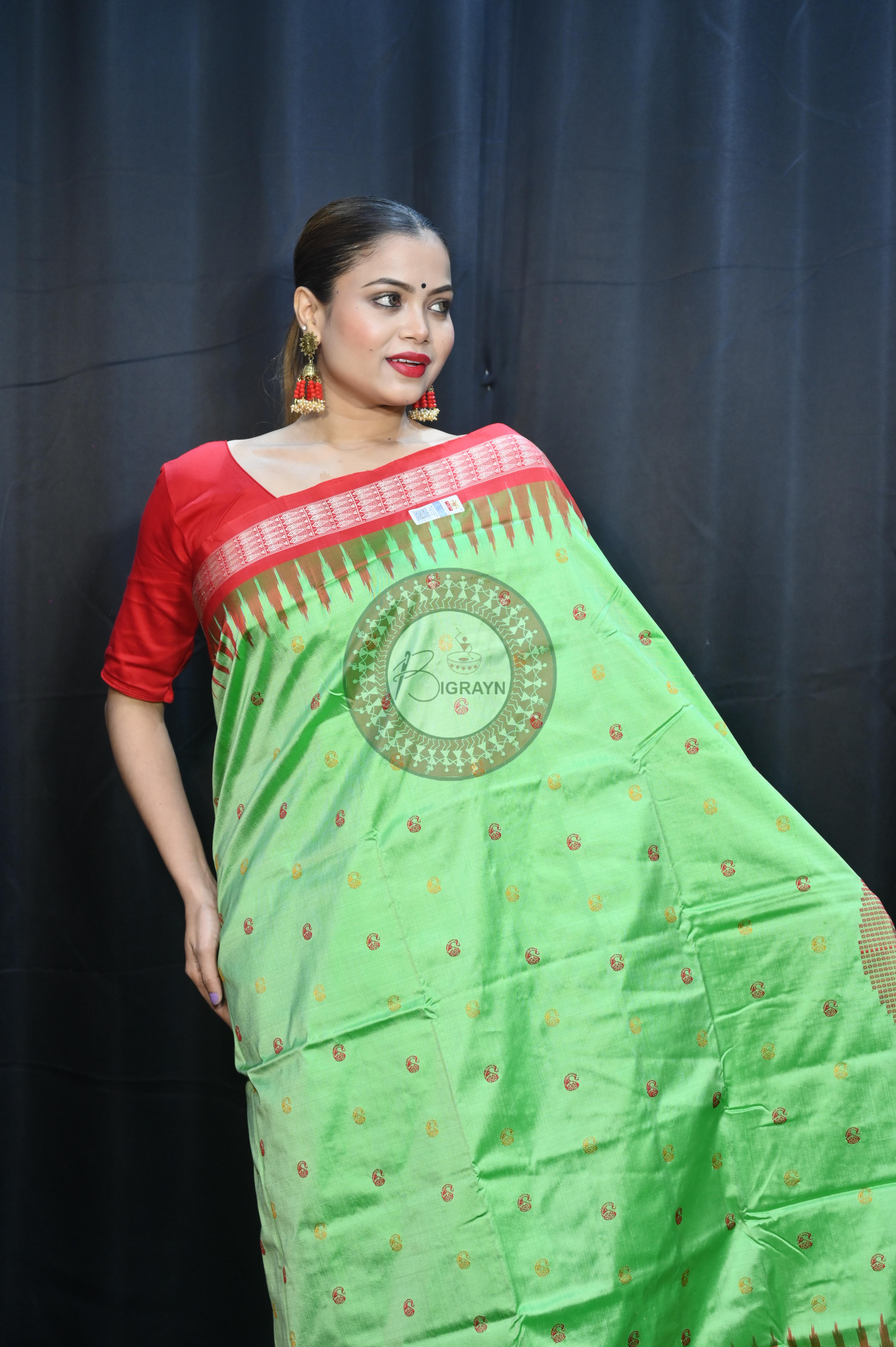 Green Red Parsley Design Bomkai Silk Saree