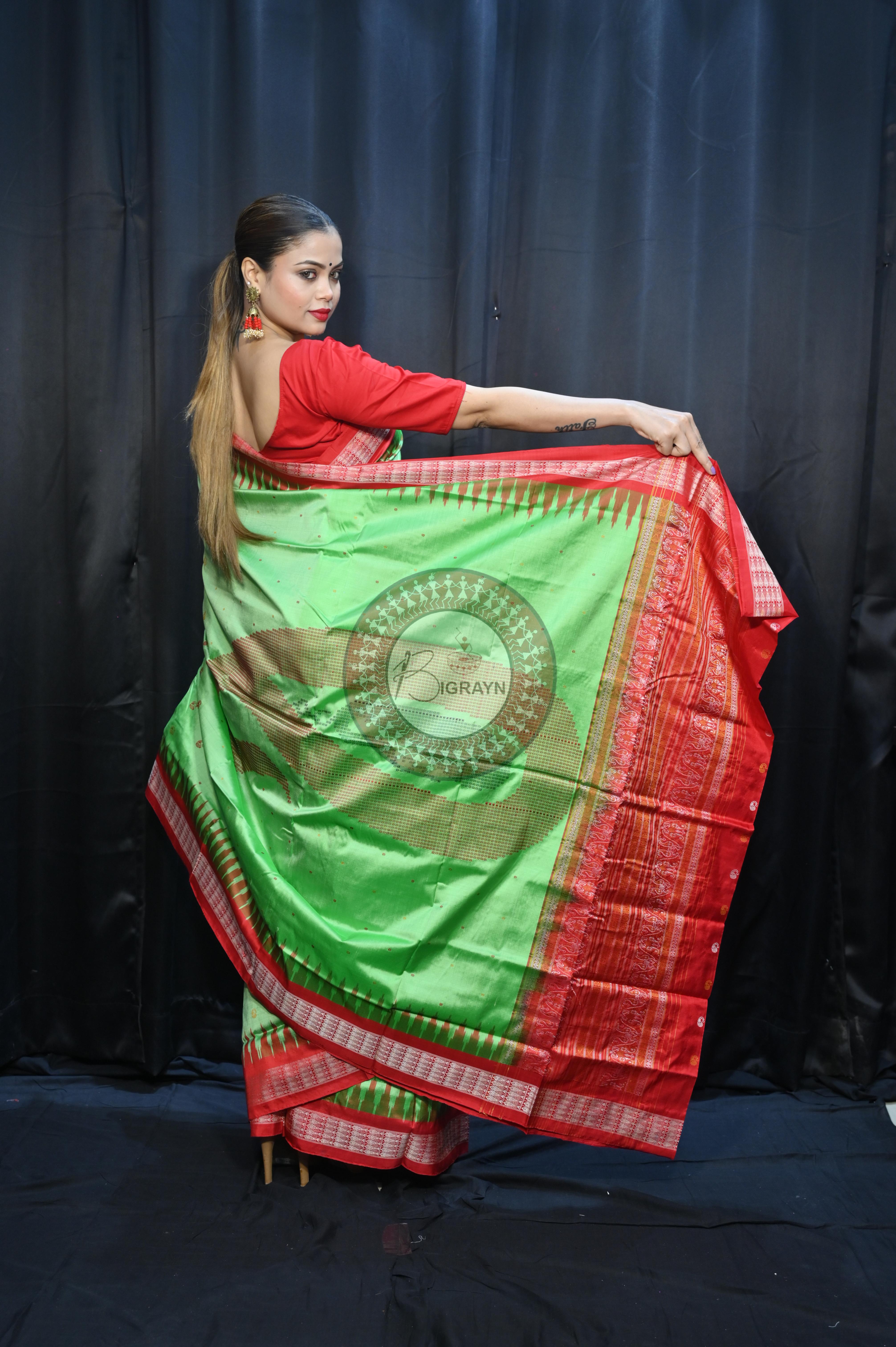 Green Red Parsley Design Bomkai Silk Saree