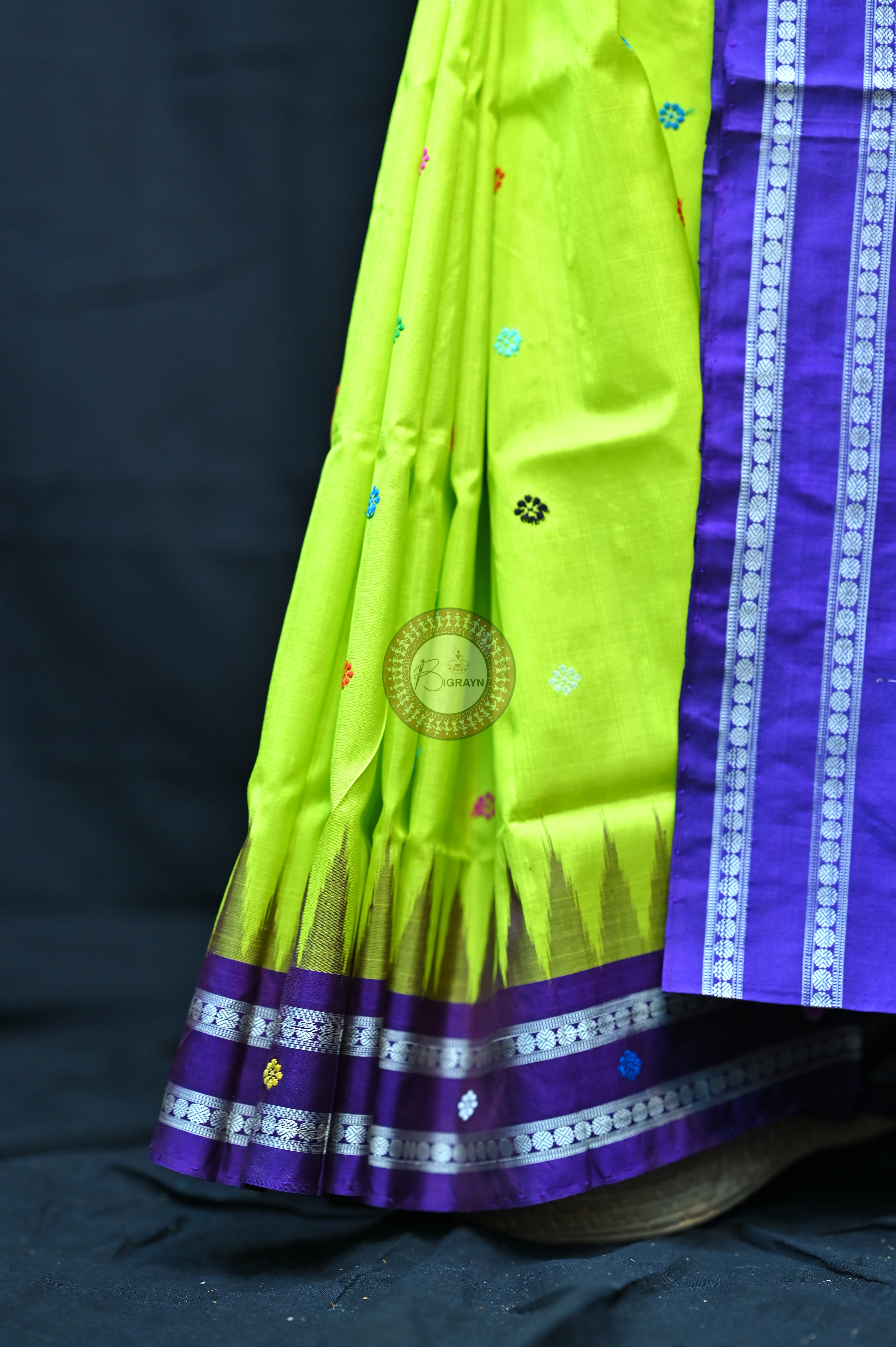 Neon Green Violet Dolabedi Silk Saree