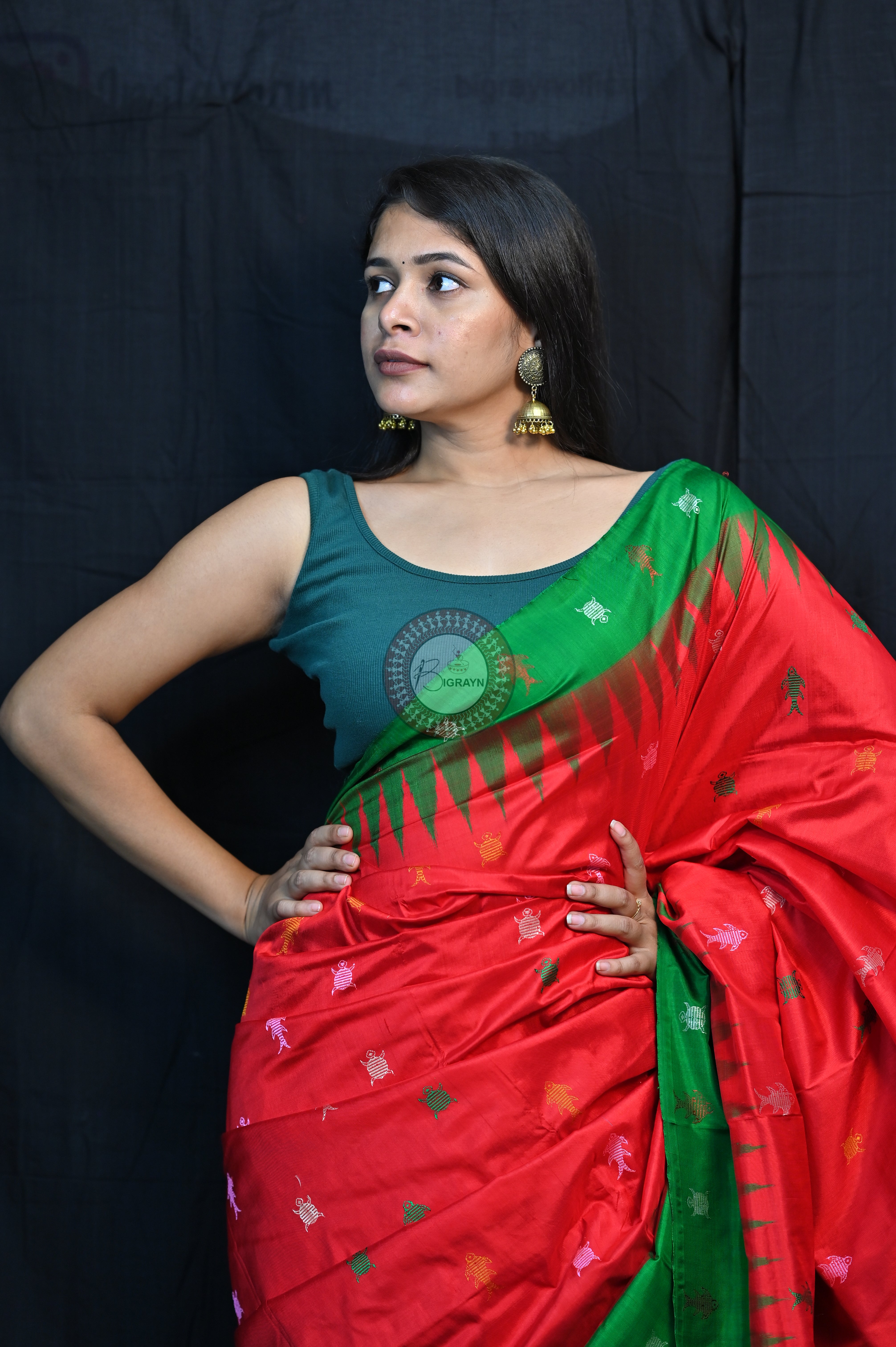Mastya Kachhap Red Green Bomkai Silk Saree