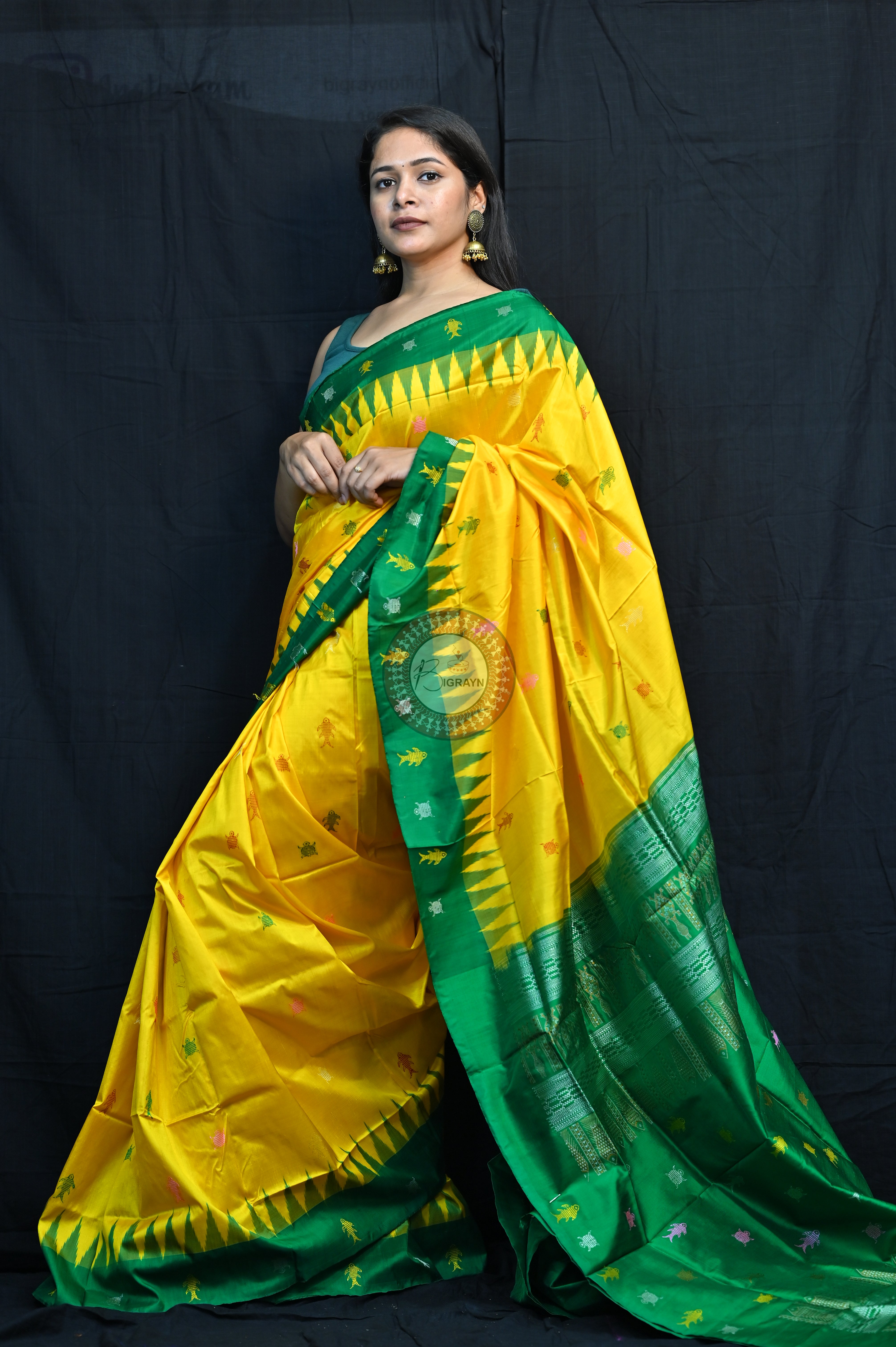 Mastya Kachhap Yellow Green Bomkai Silk Saree
