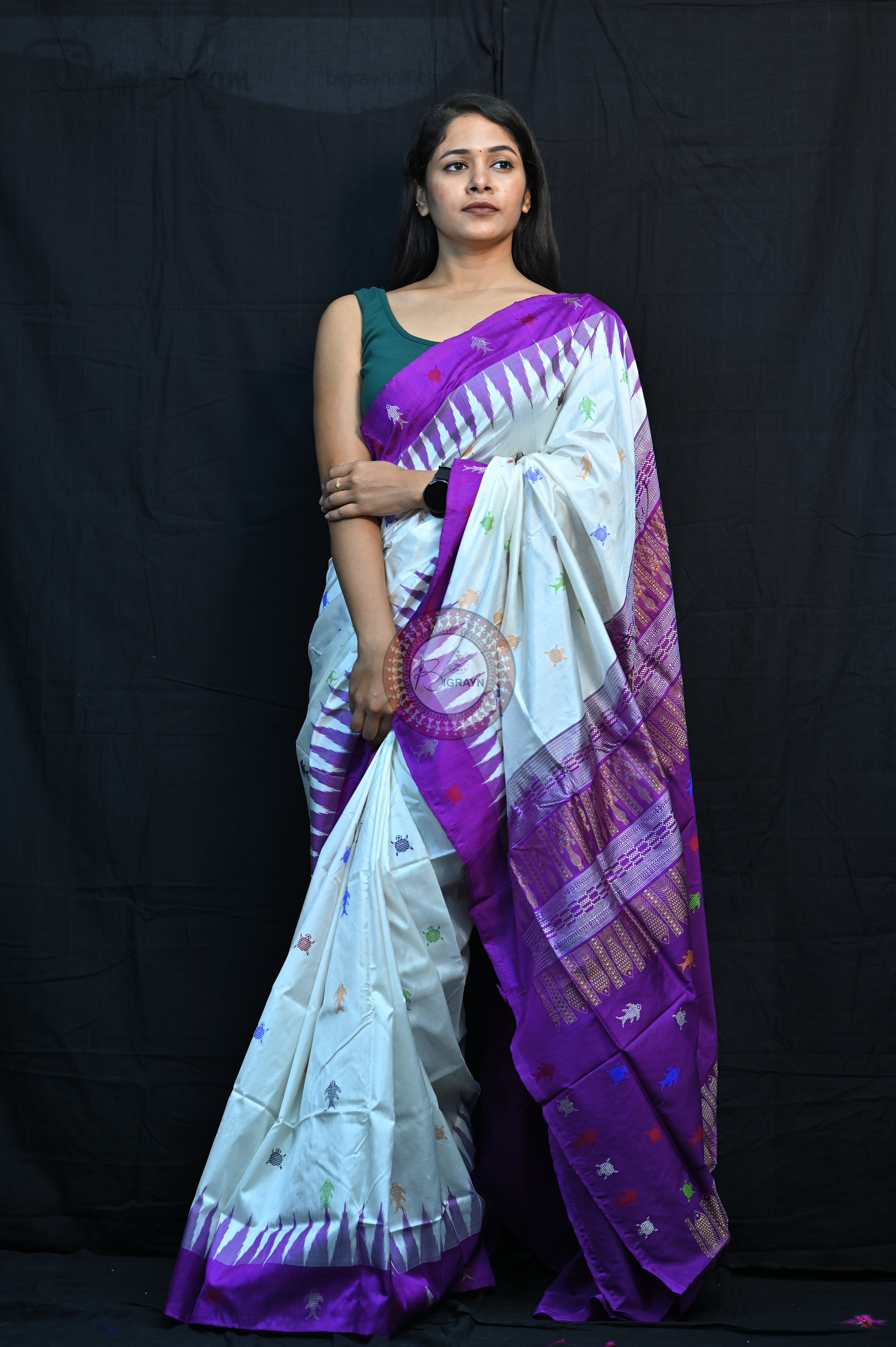 Mastya Kachhap White Violet Bomkai Silk Saree