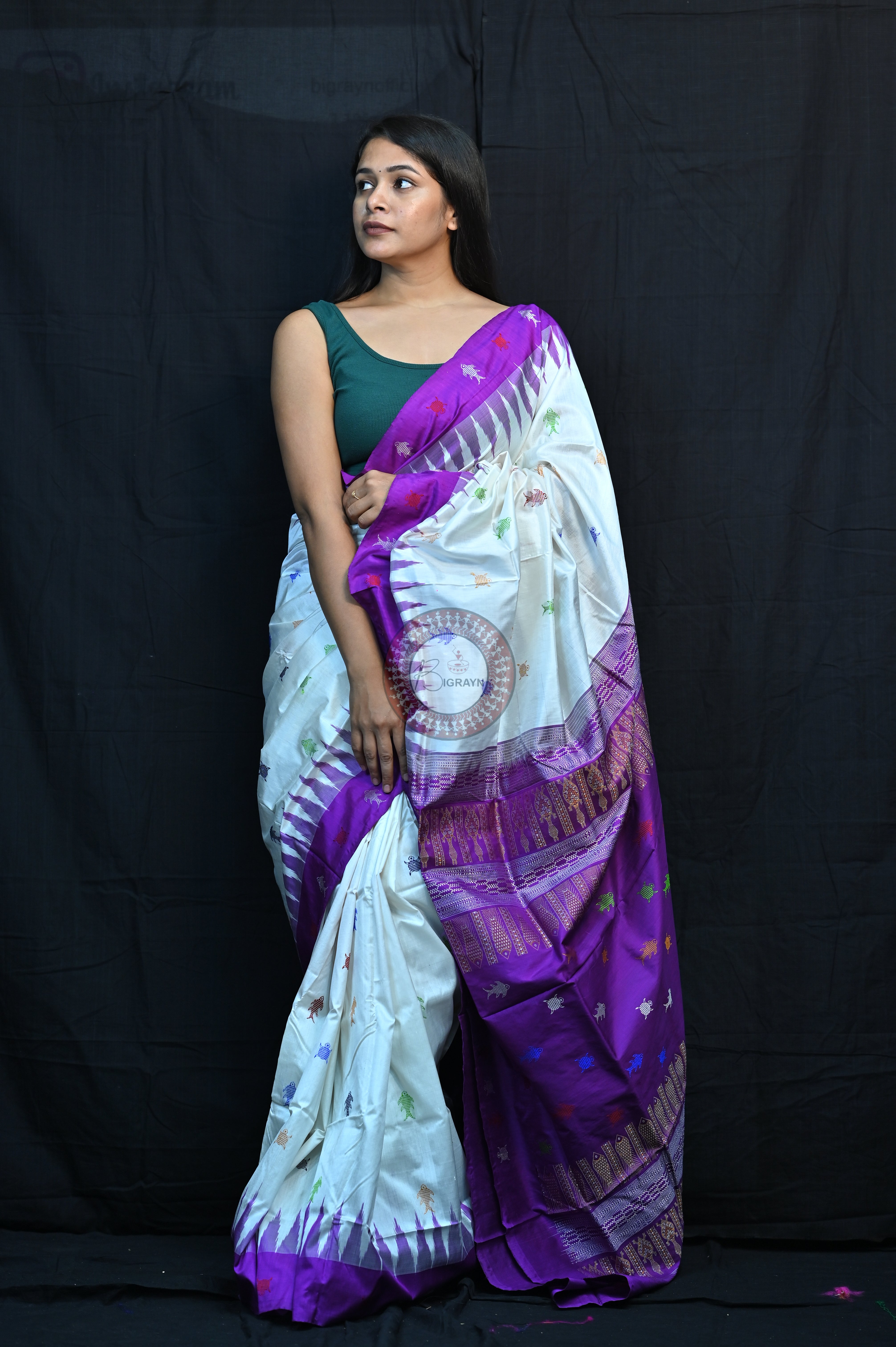 Mastya Kachhap White Violet Bomkai Silk Saree