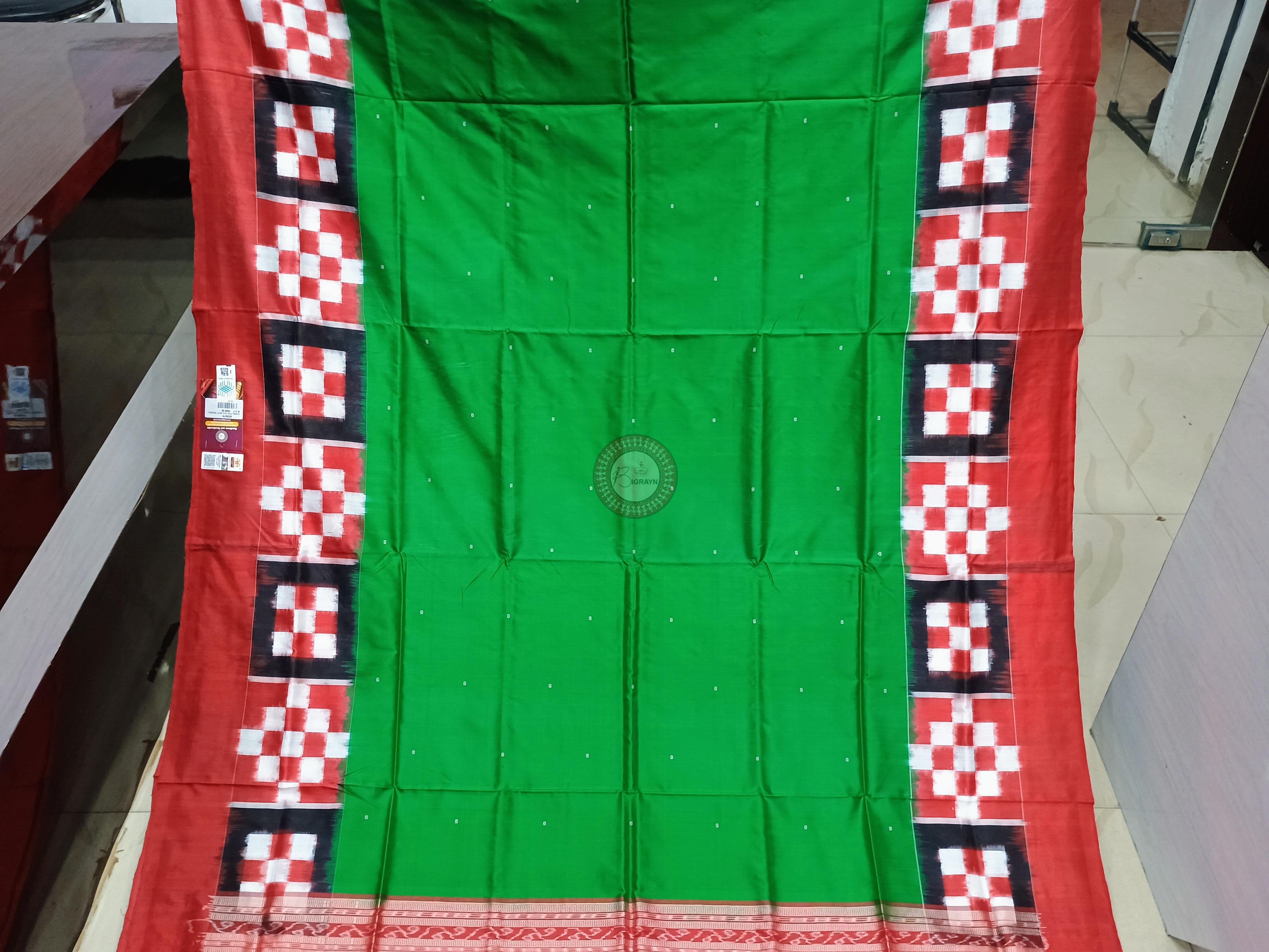 Green Red Scot Pasapali Odisha Handloom Bomkai SIlk Saree