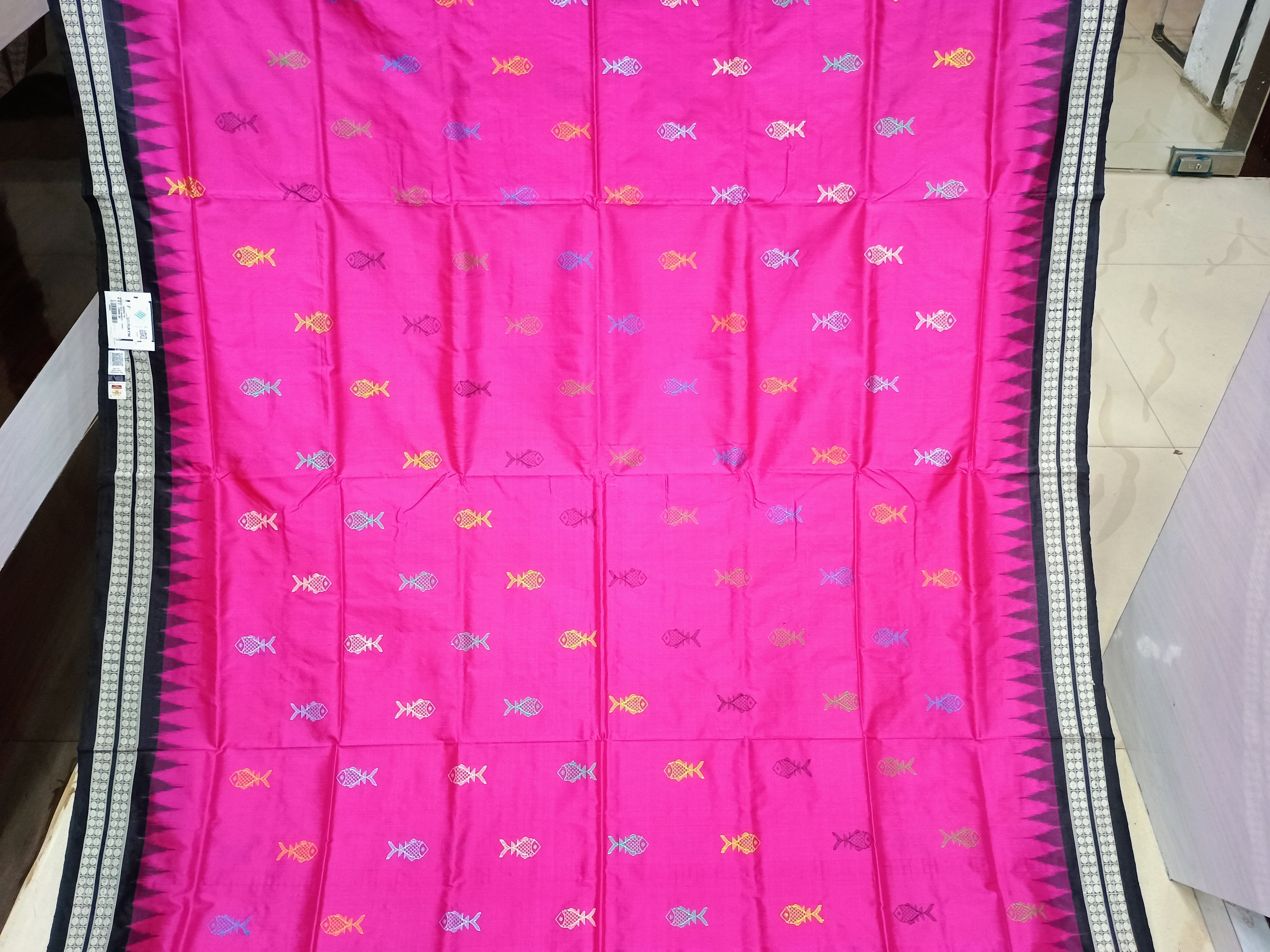 Magenta Black Fish Bomkai Silk Saree