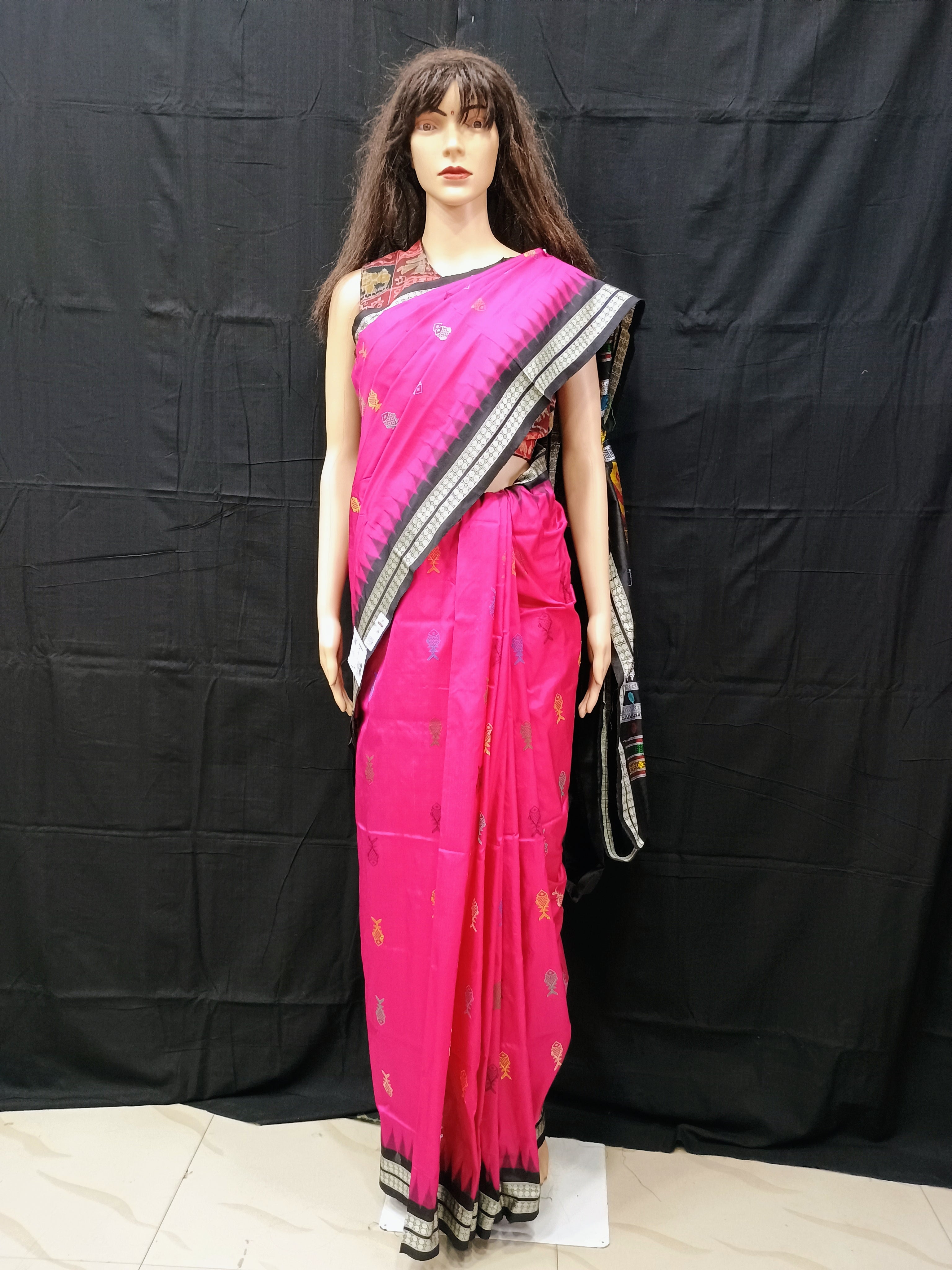 Magenta Black Fish Bomkai Silk Saree