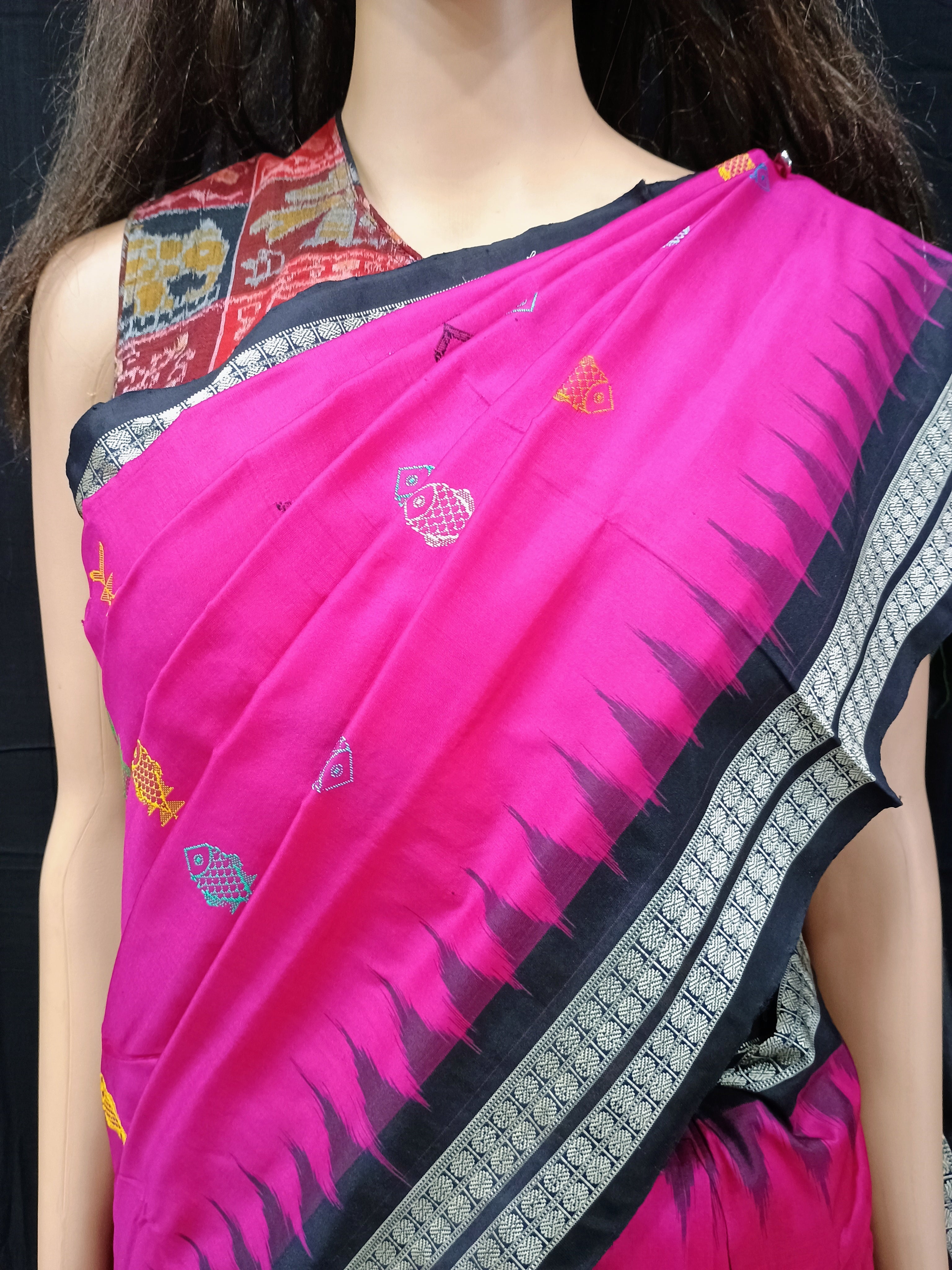Magenta Black Fish Bomkai Silk Saree