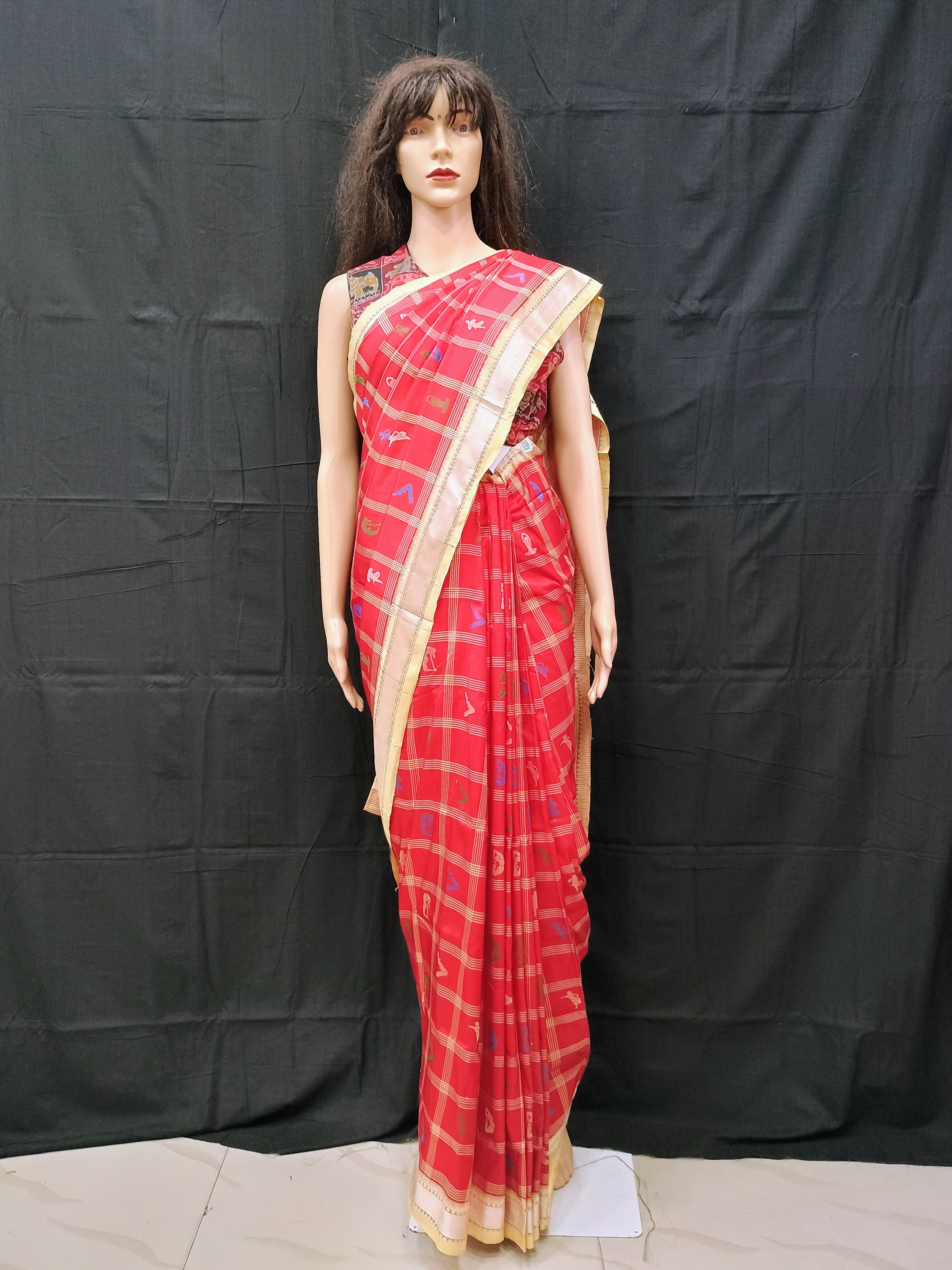 Red Cream Yoga Theme Odisha Handloom Bomkai Silk Saree