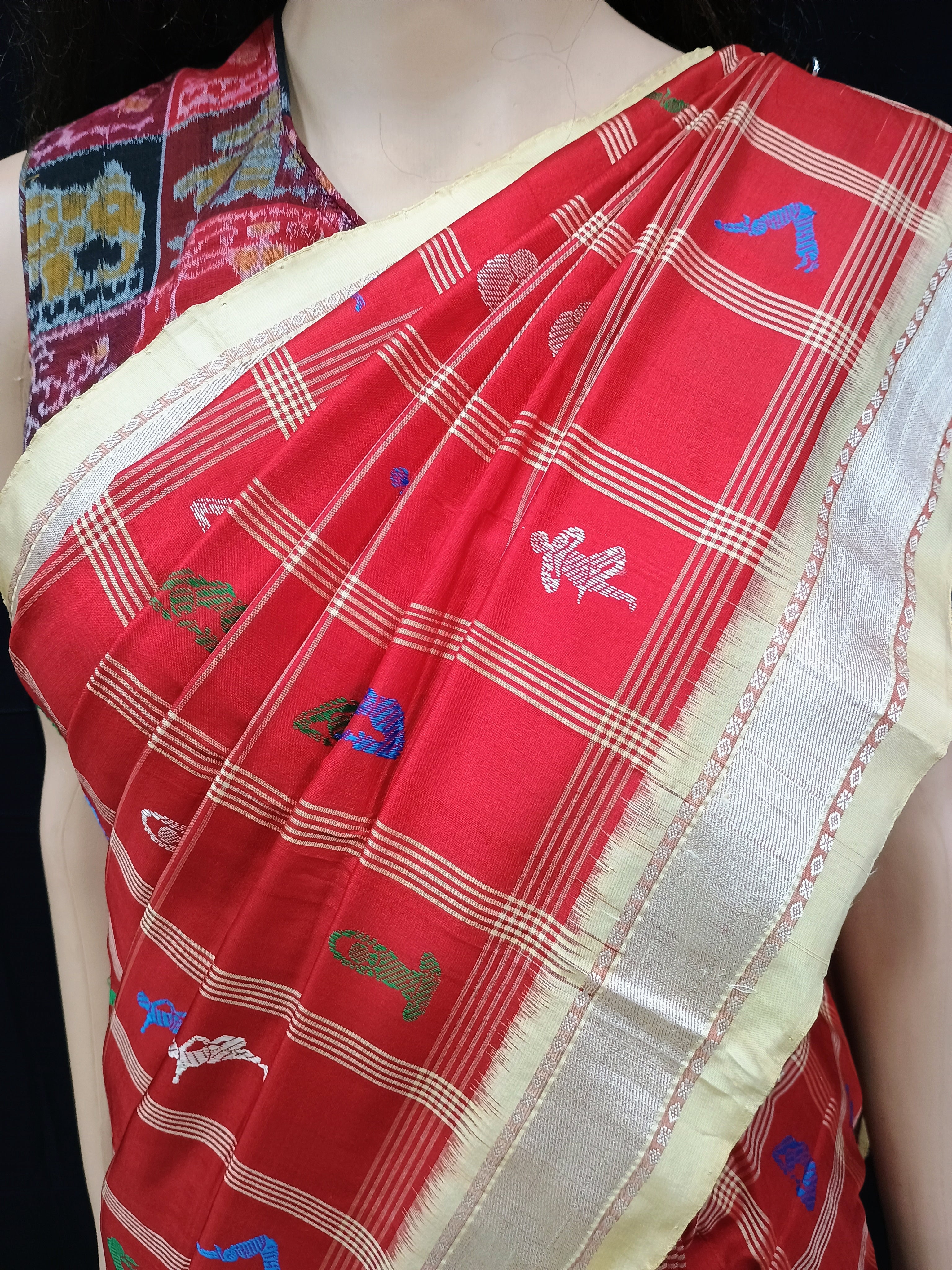 Red Cream Yoga Theme Odisha Handloom Bomkai Silk Saree