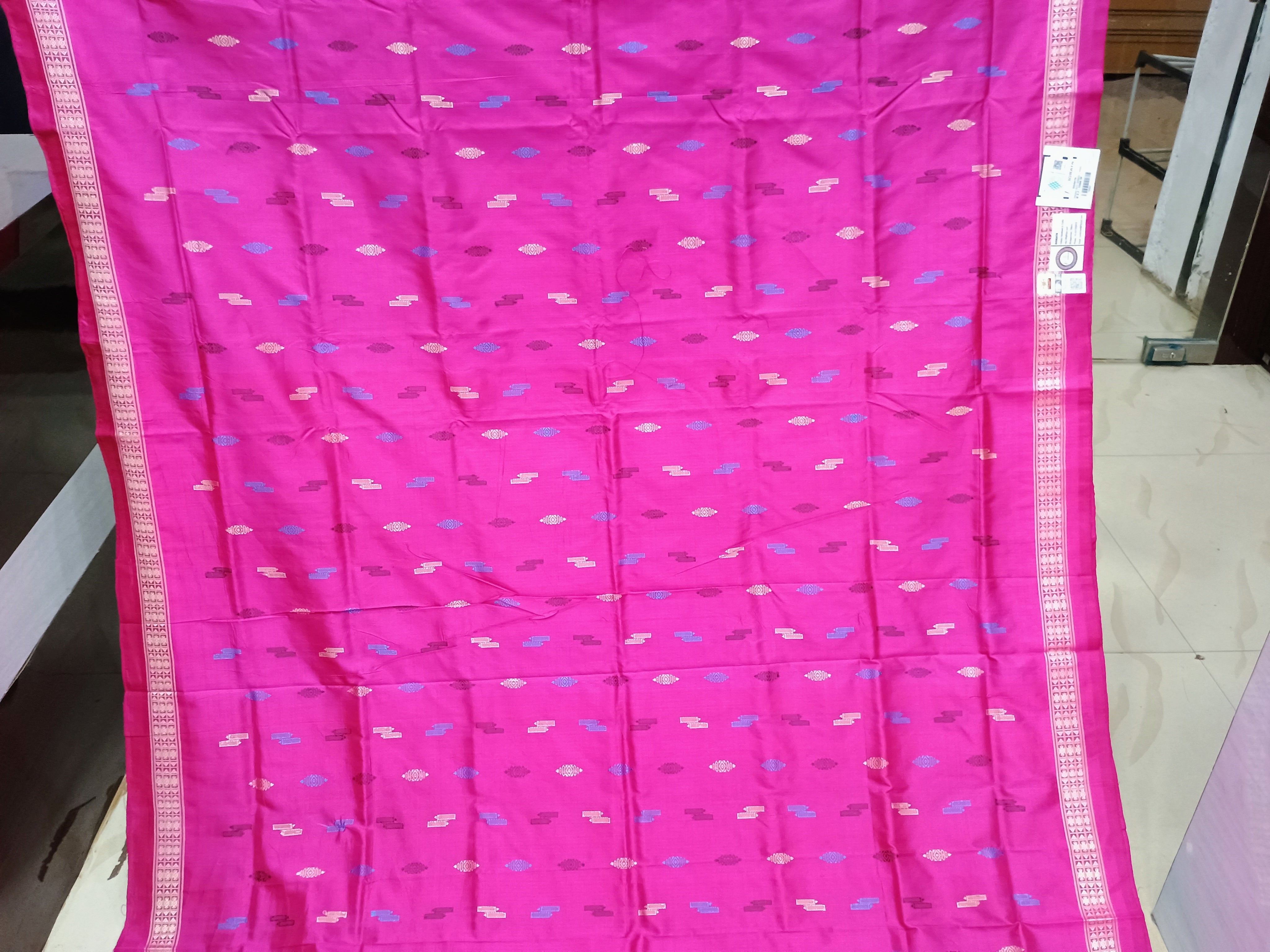 Black Magenta Patly Hazar Buti Bomkai Silk Saree