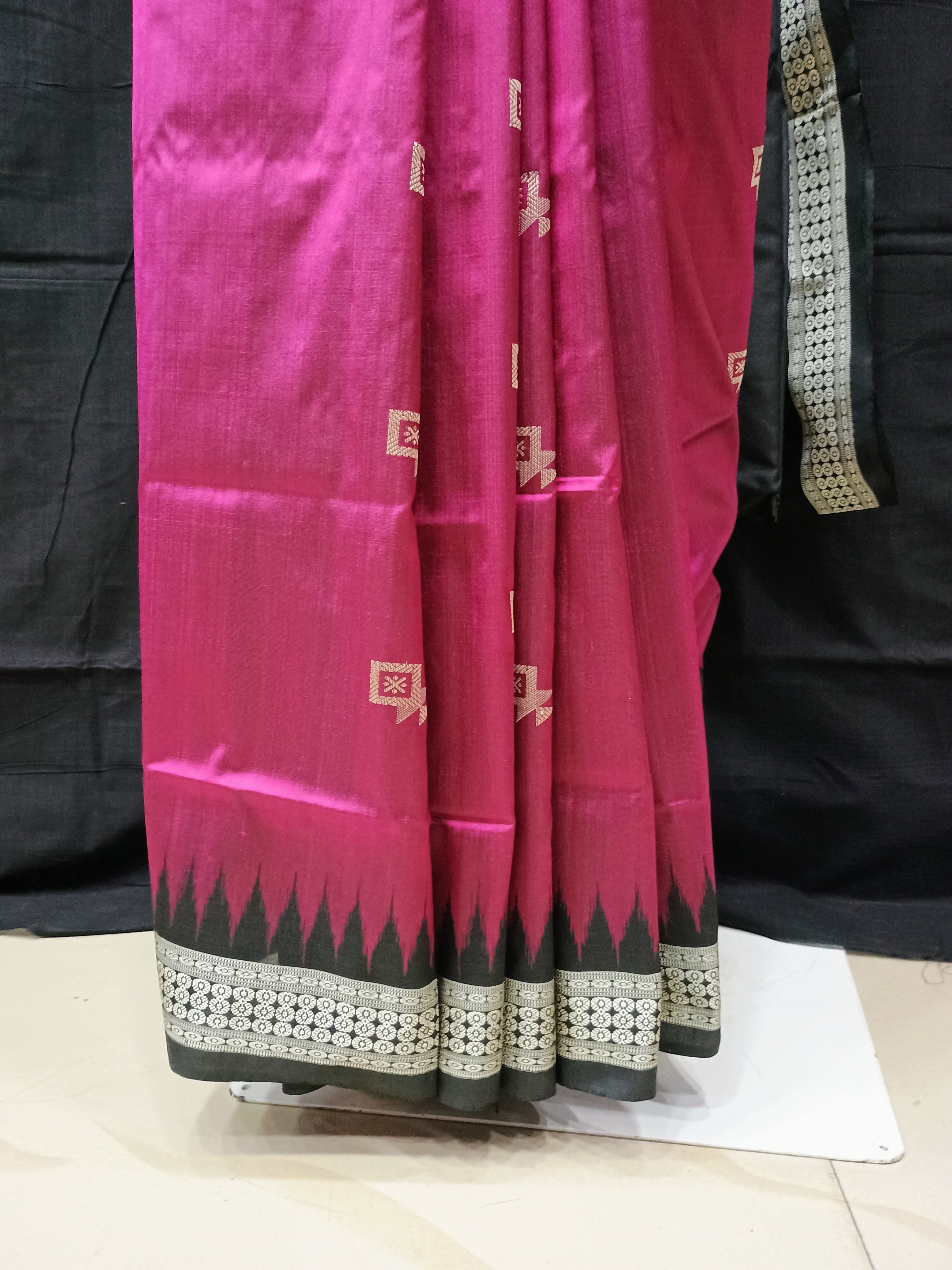 Magenta Black Kite Design Odisha Handloom Bomkai Silk Saree