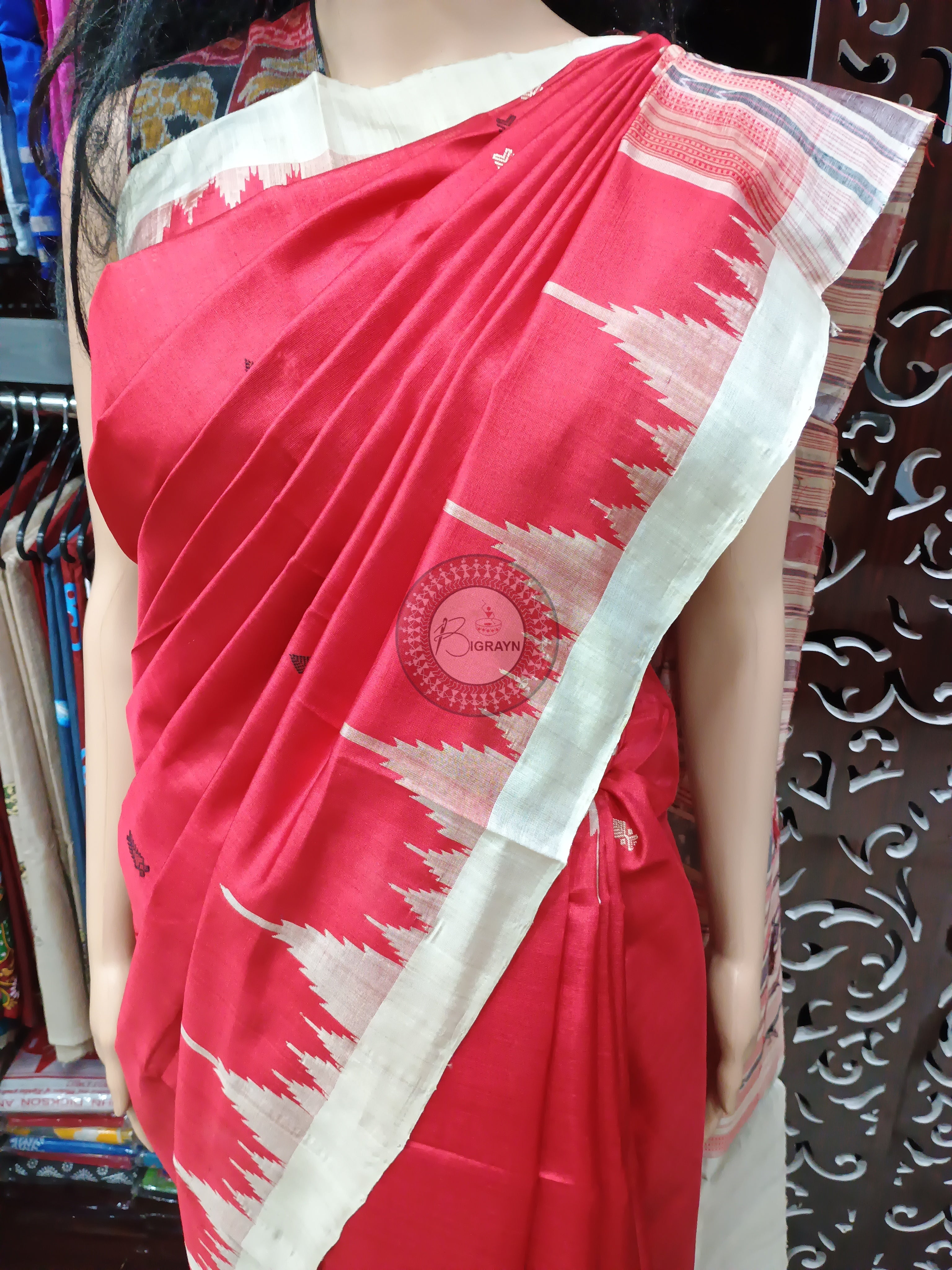 Red Off White Phoda Kumbha Tusser Silk Saree