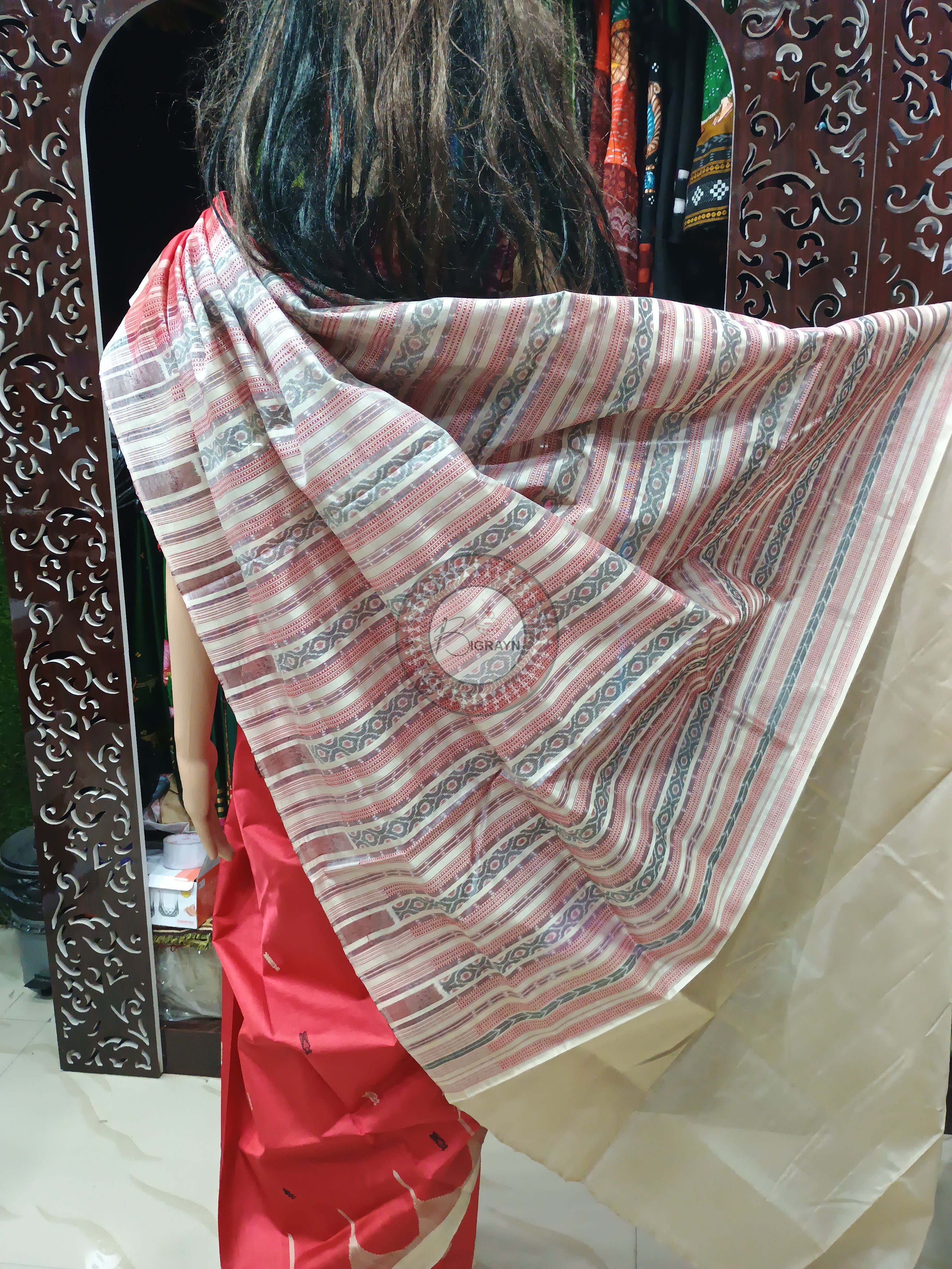 Red Tussarite Weaves Design Phoda Kumbh Tusser Silk Saree